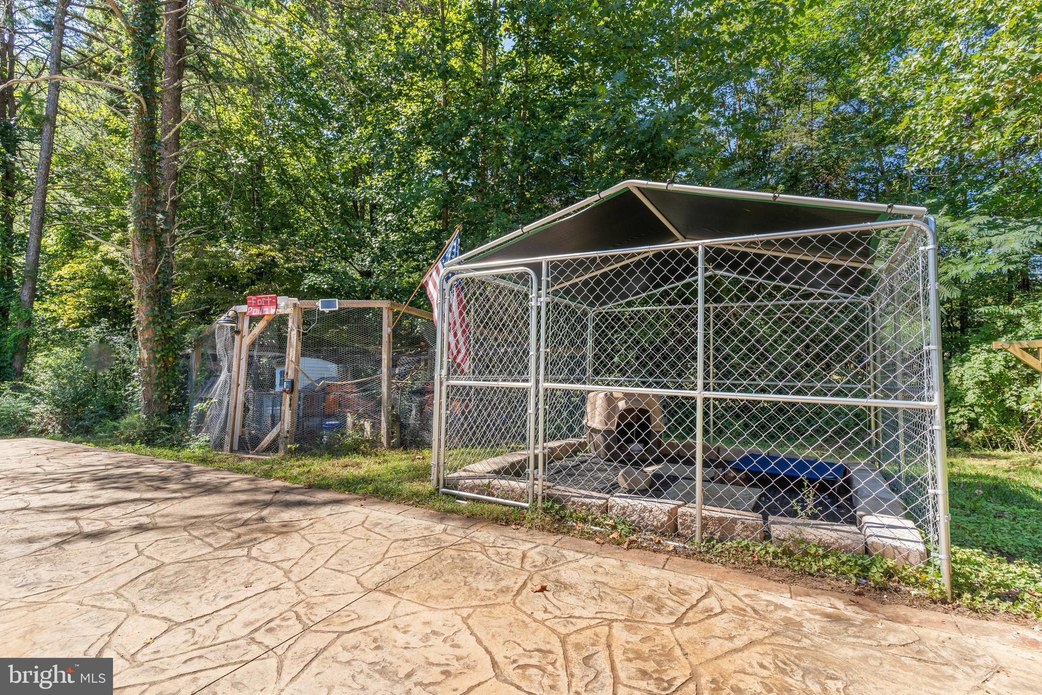 RIVER WOOD - Residential