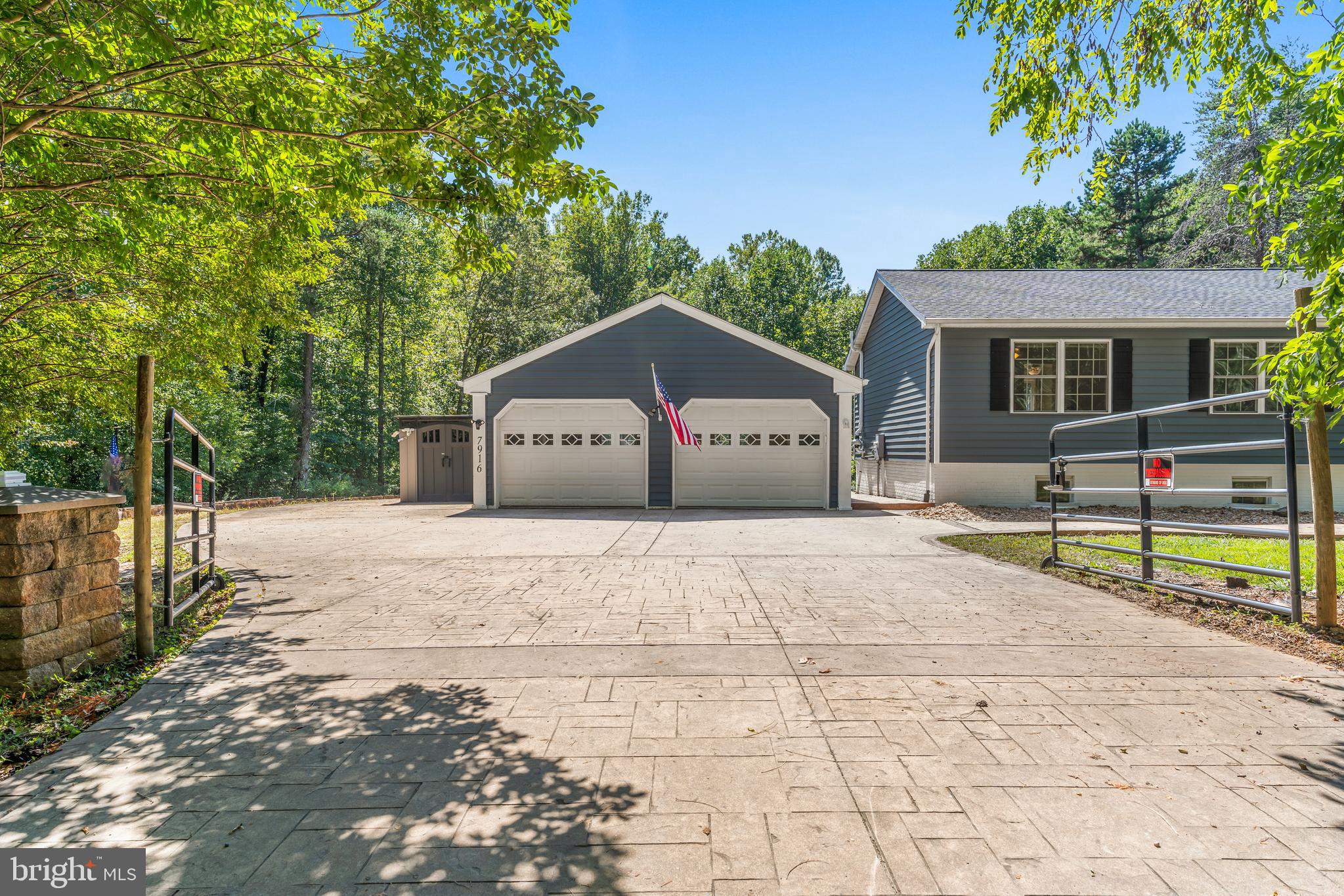 RIVER WOOD - Residential