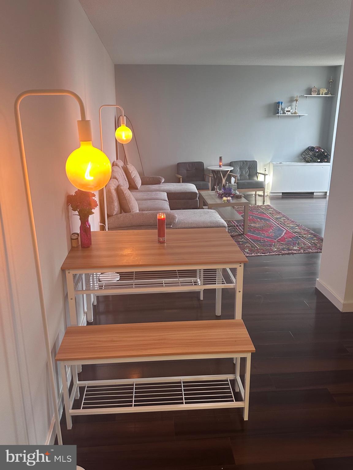 THE CARLTON - Residential