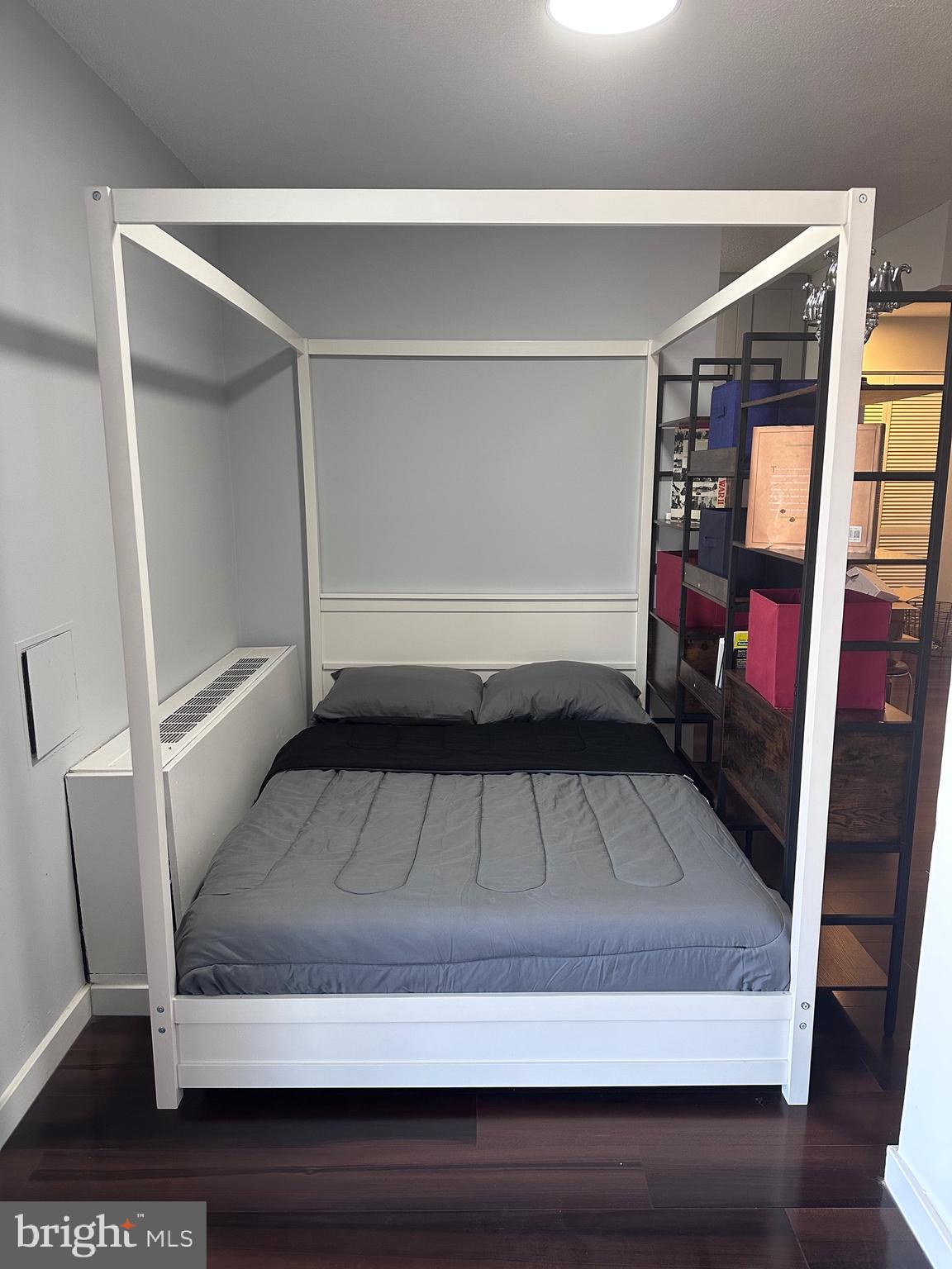 THE CARLTON - Residential