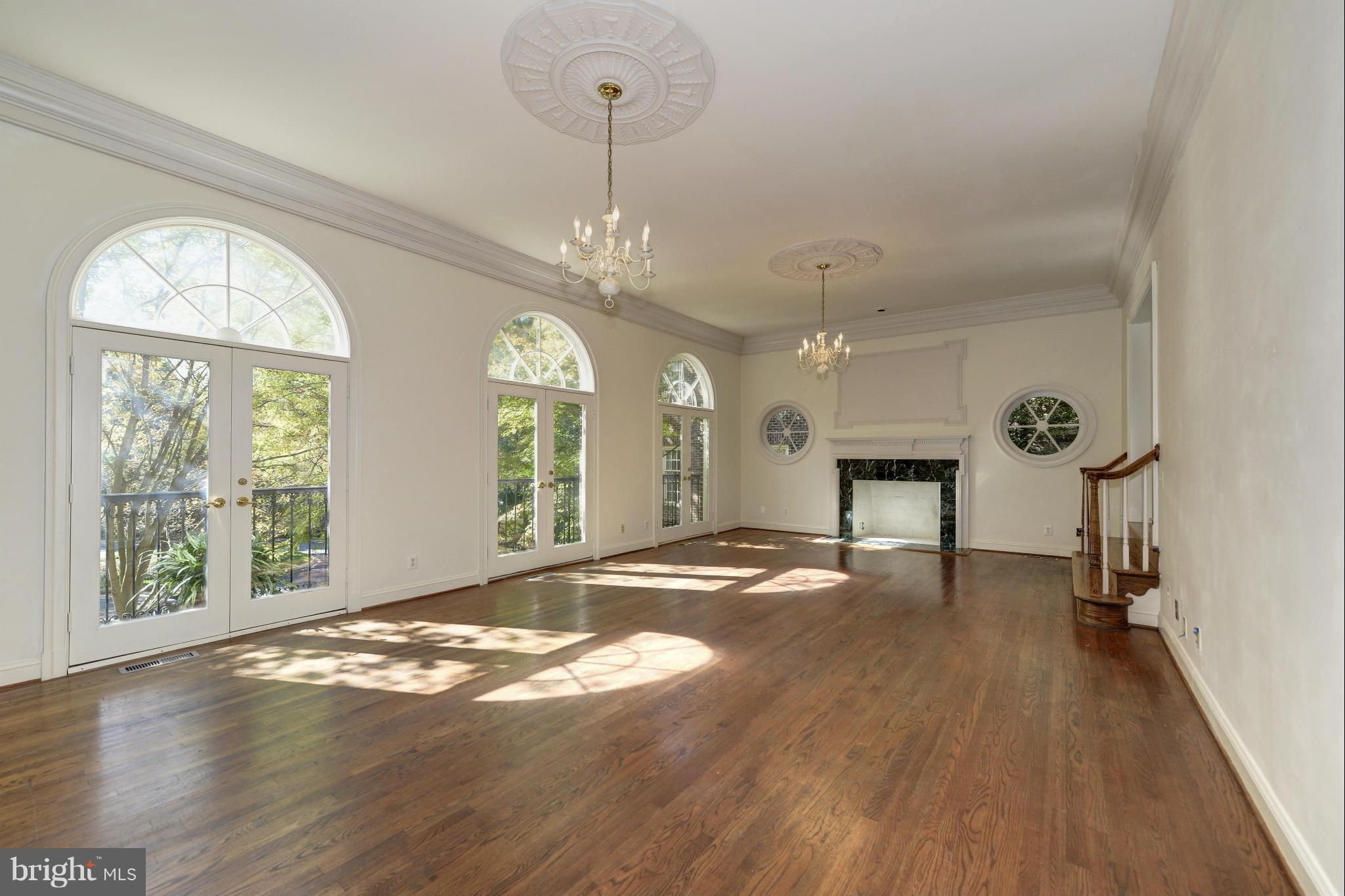 GEORGETOWN - Residential