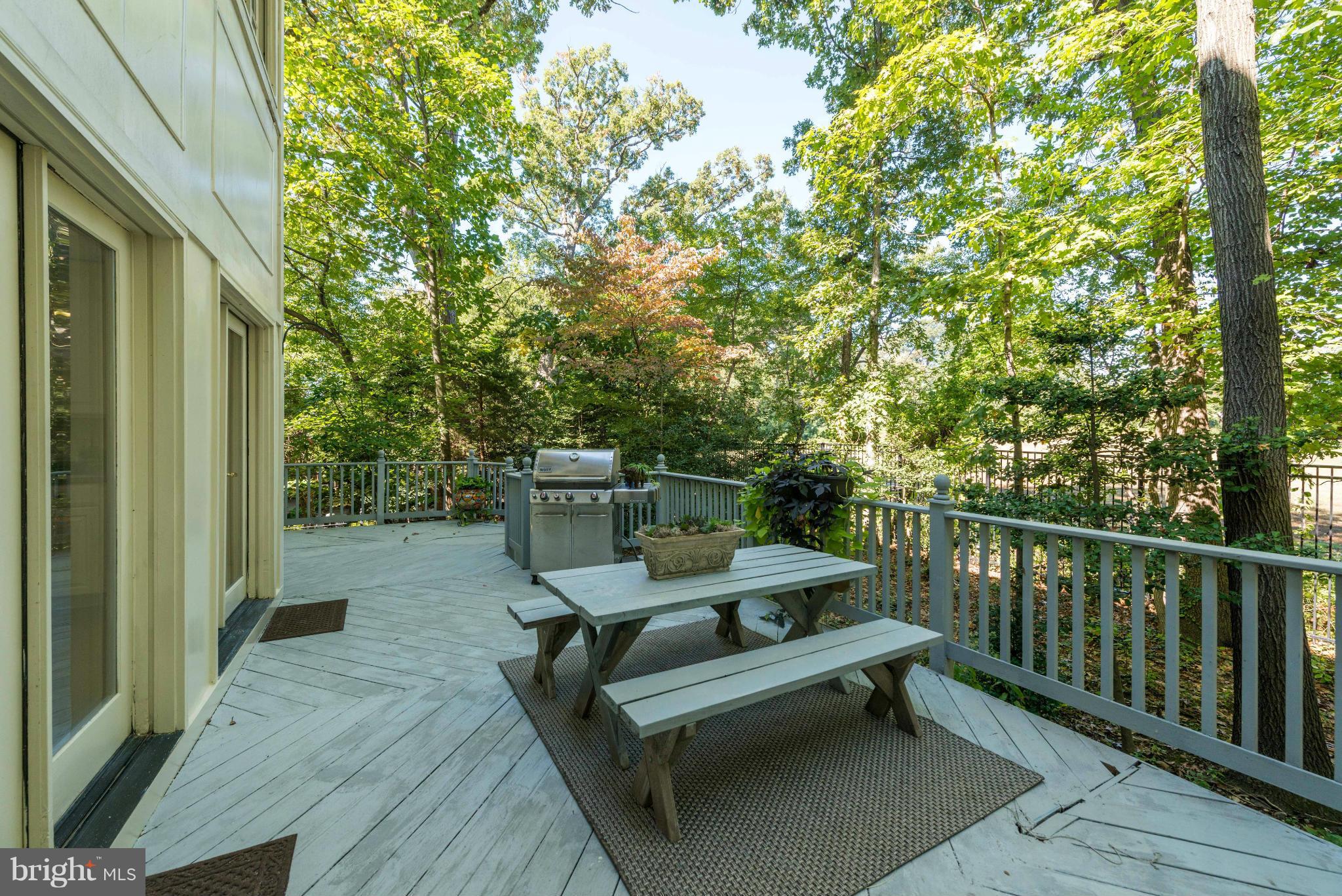 GEORGETOWN - Residential