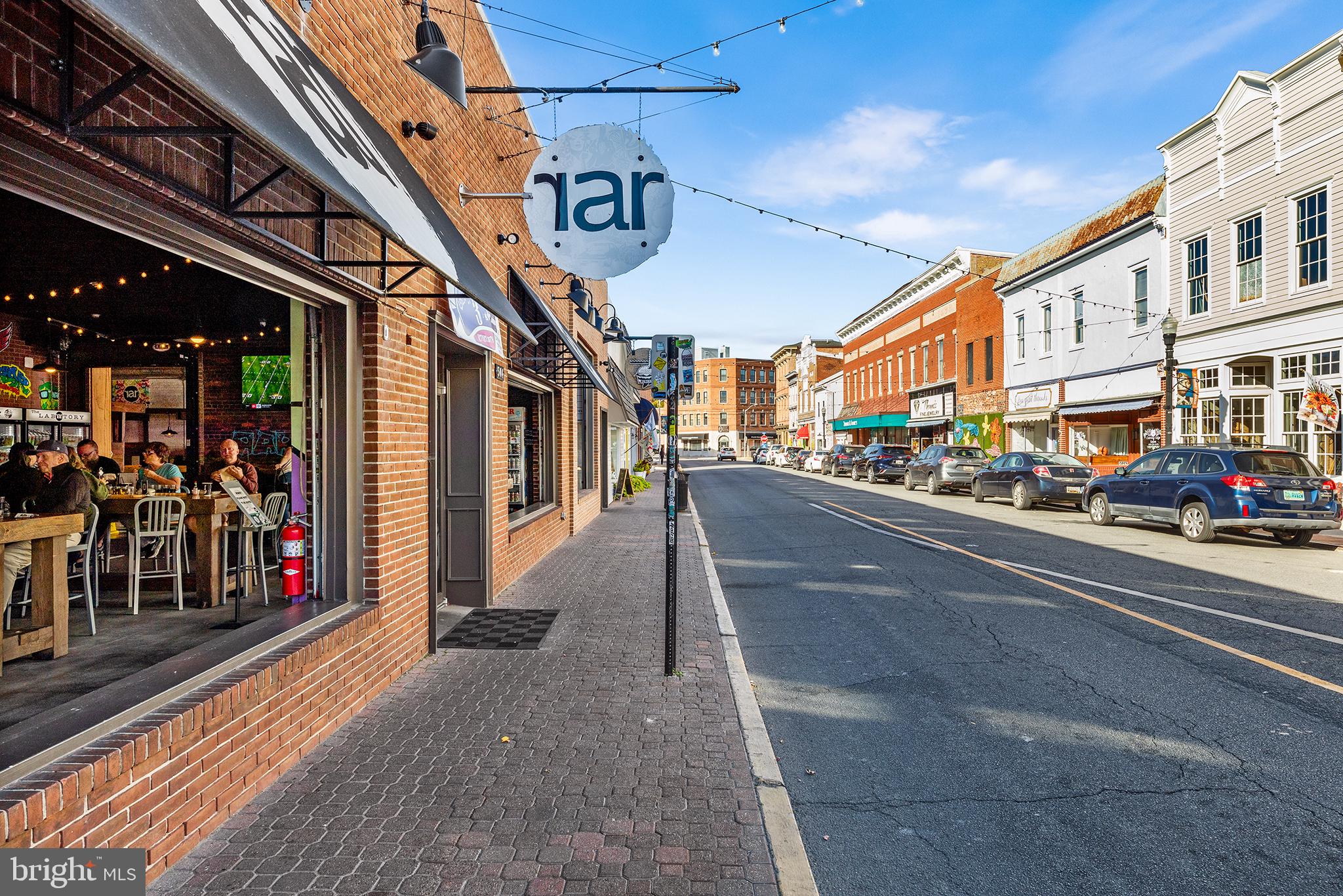 CAMBRIDGE HISTORIC DISTRICT - Residential