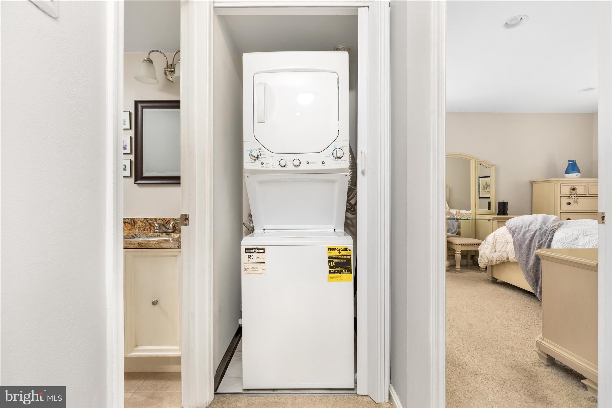 BURKE COVE - Residential