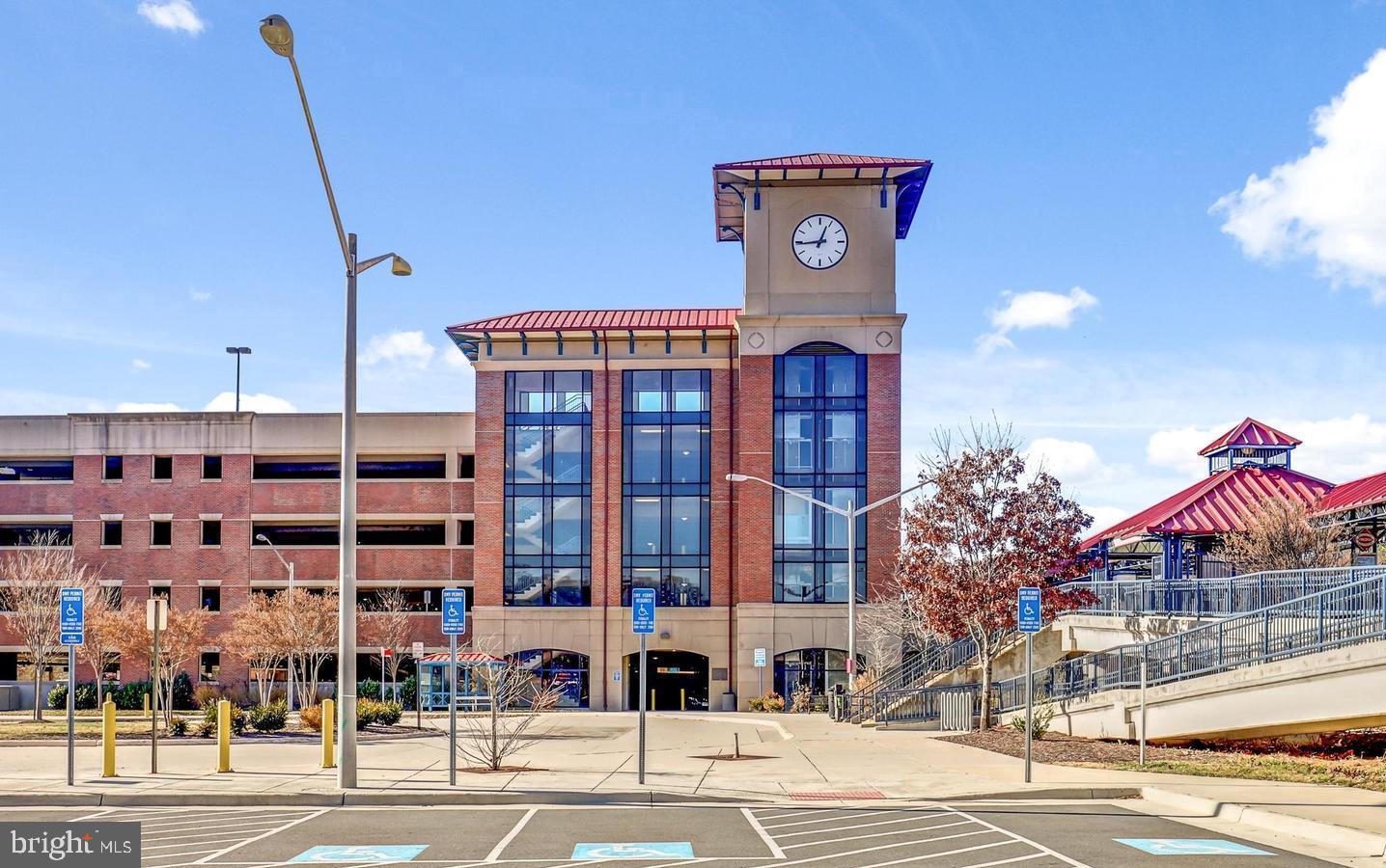 BURKE COVE - Residential