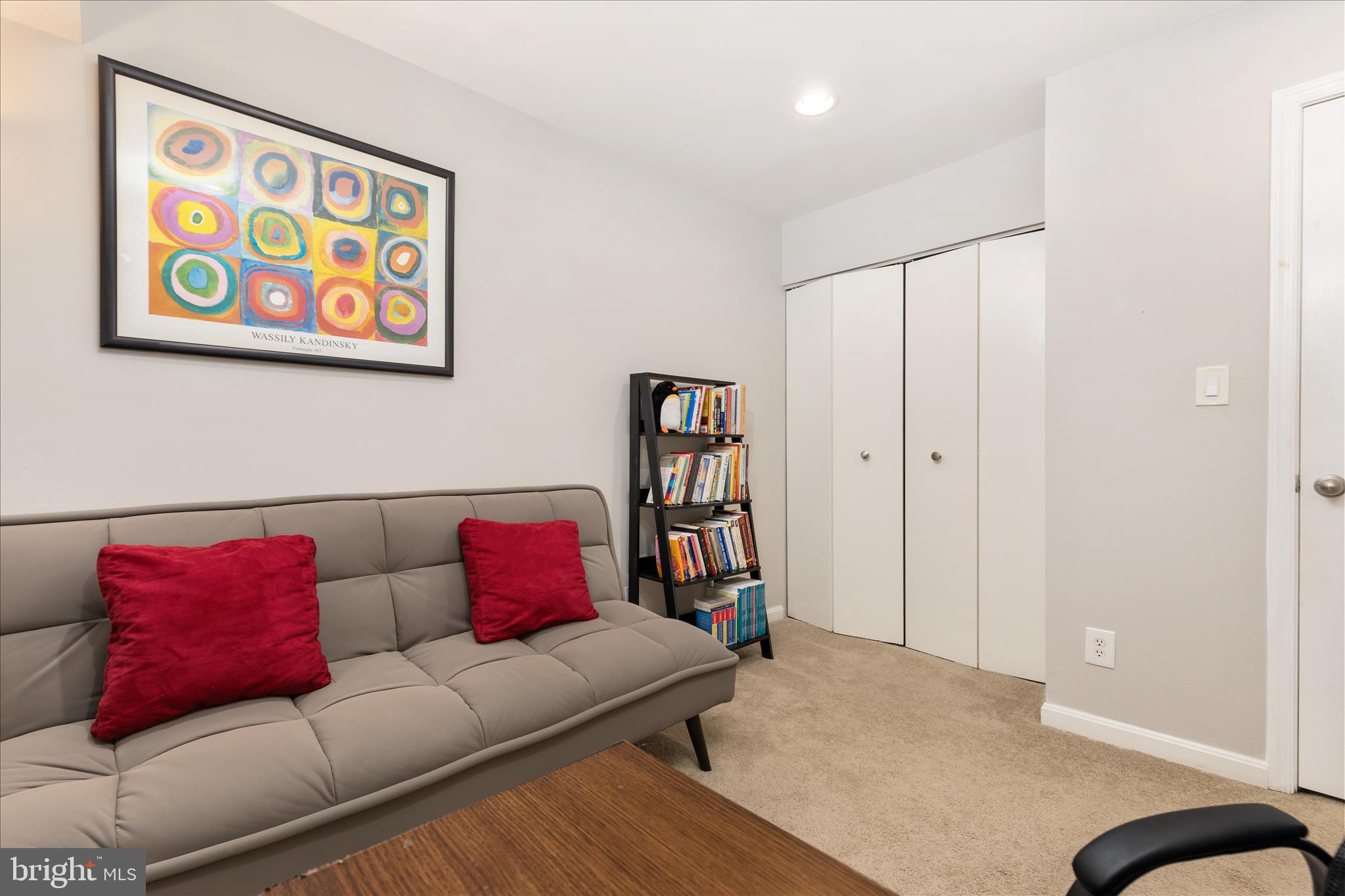 BURKE COVE - Residential