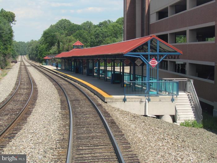 BURKE COVE - Residential