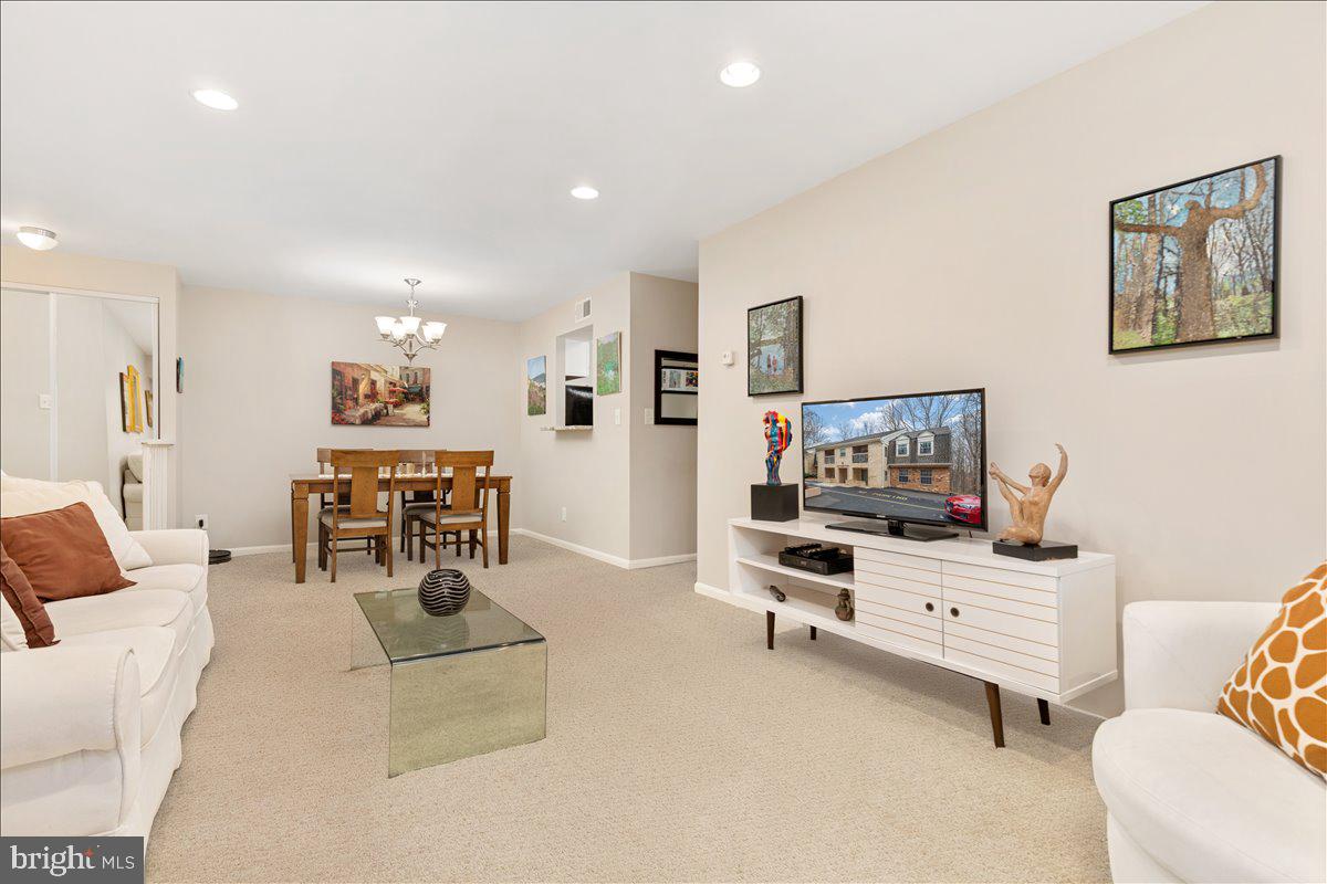 BURKE COVE - Residential