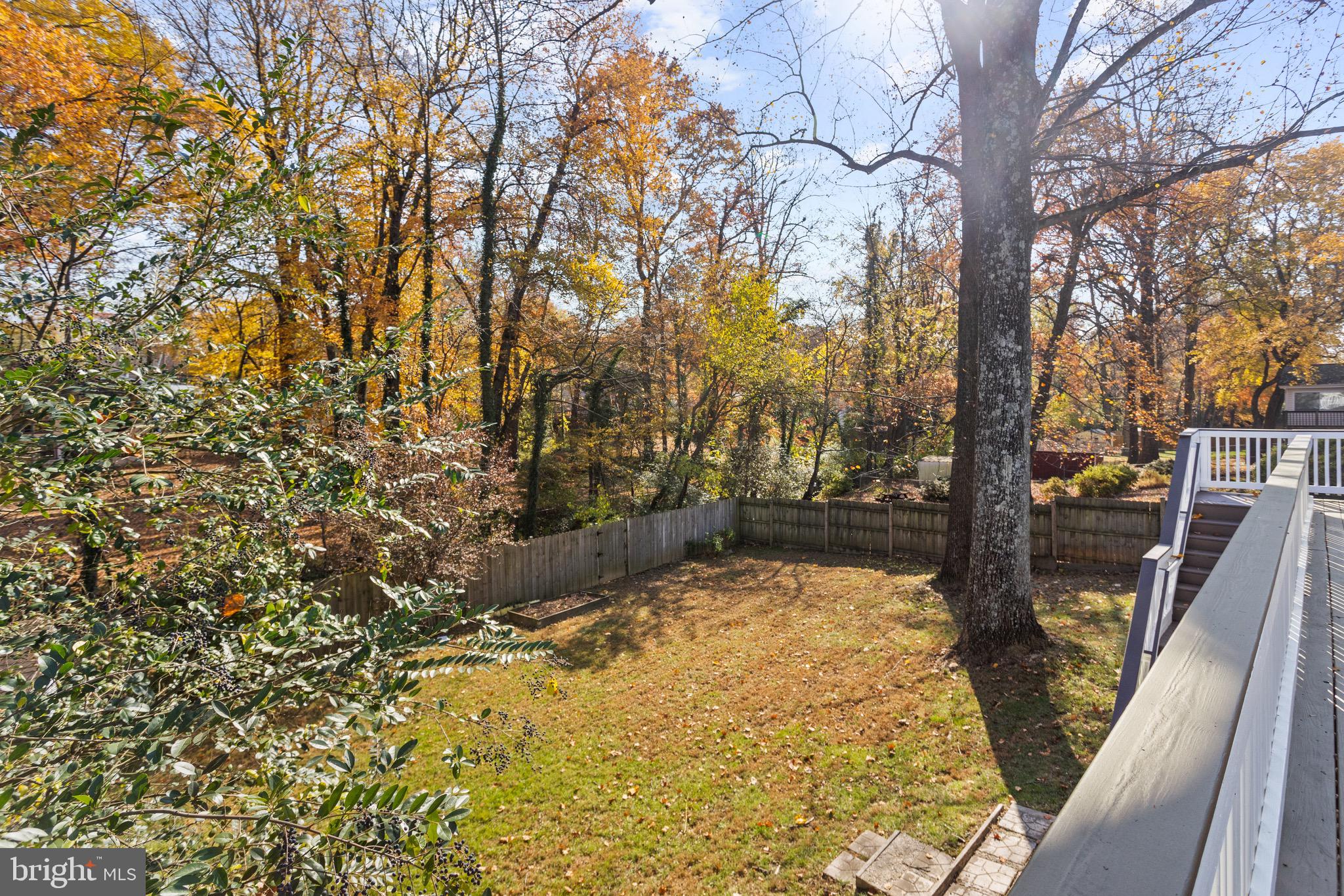 FAIRFAX VILLA - Residential