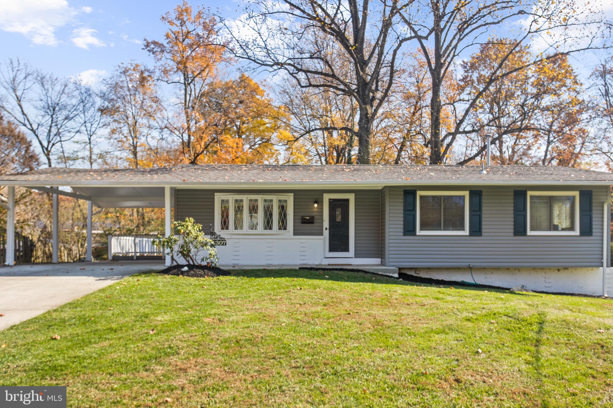 FAIRFAX VILLA - Residential