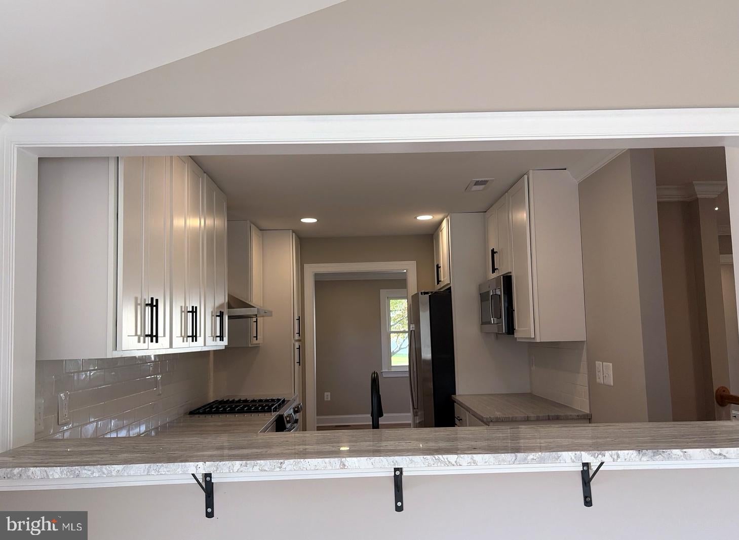 302 CHEDDINGTON ROAD