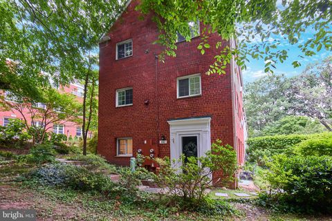3501 MARTHA CUSTIS DRIVE ALEXANDRIA VA 22302