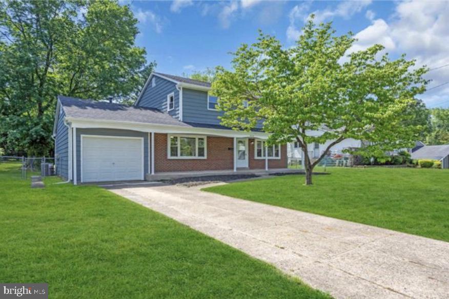 414 LAVENDER HILL DR