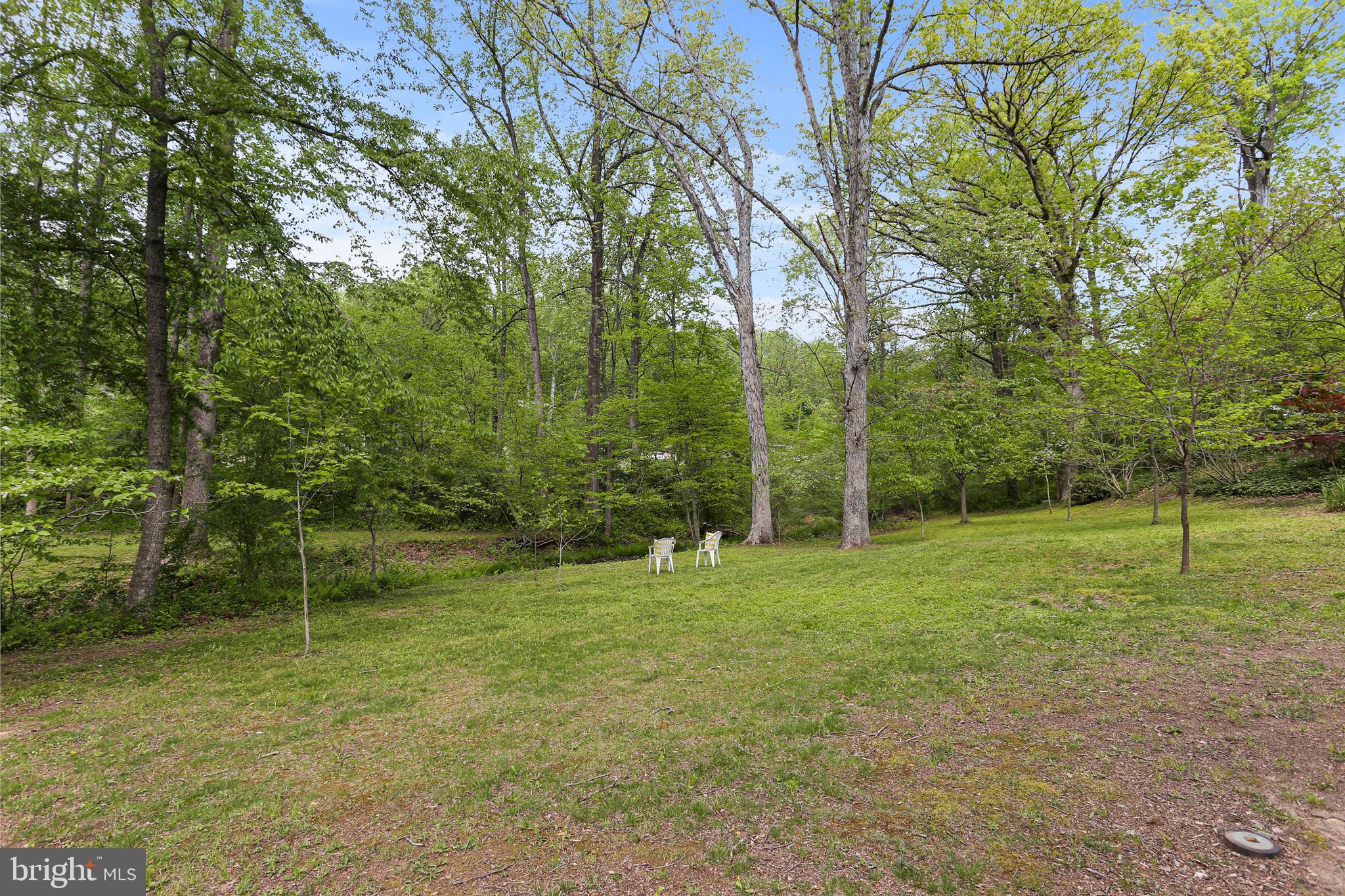 CRISWOOD MANOR - Residential