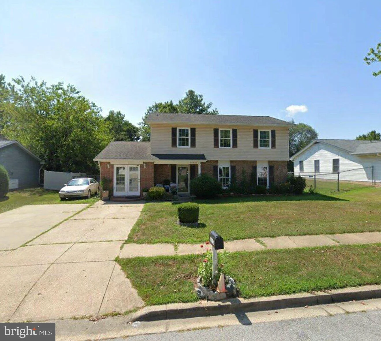 10813 Hollaway Drive