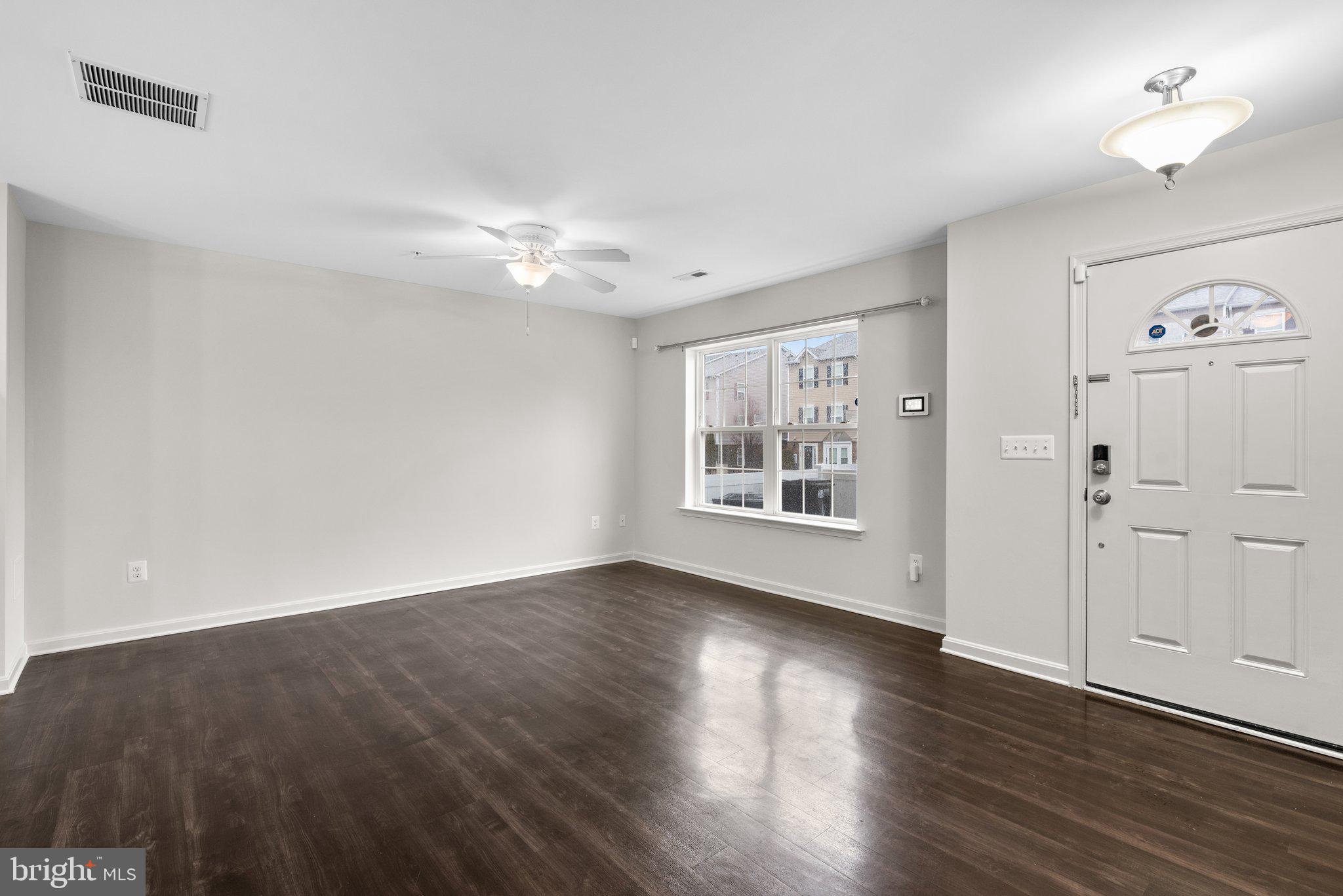 RESERVOIR RIDGE - Residential