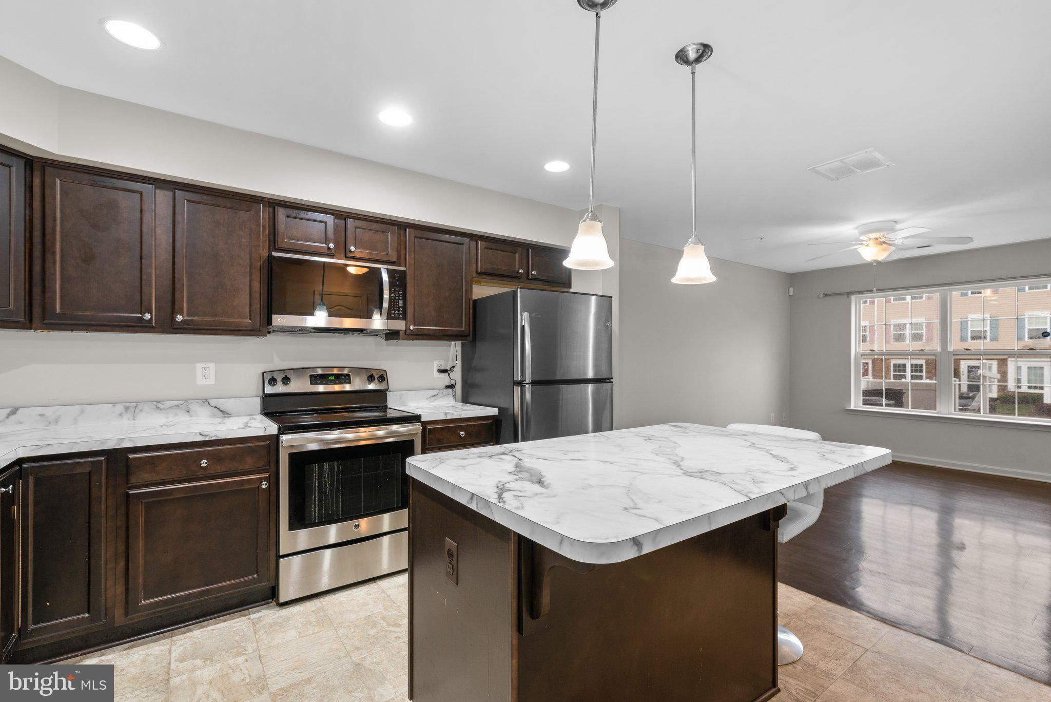 RESERVOIR RIDGE - Residential