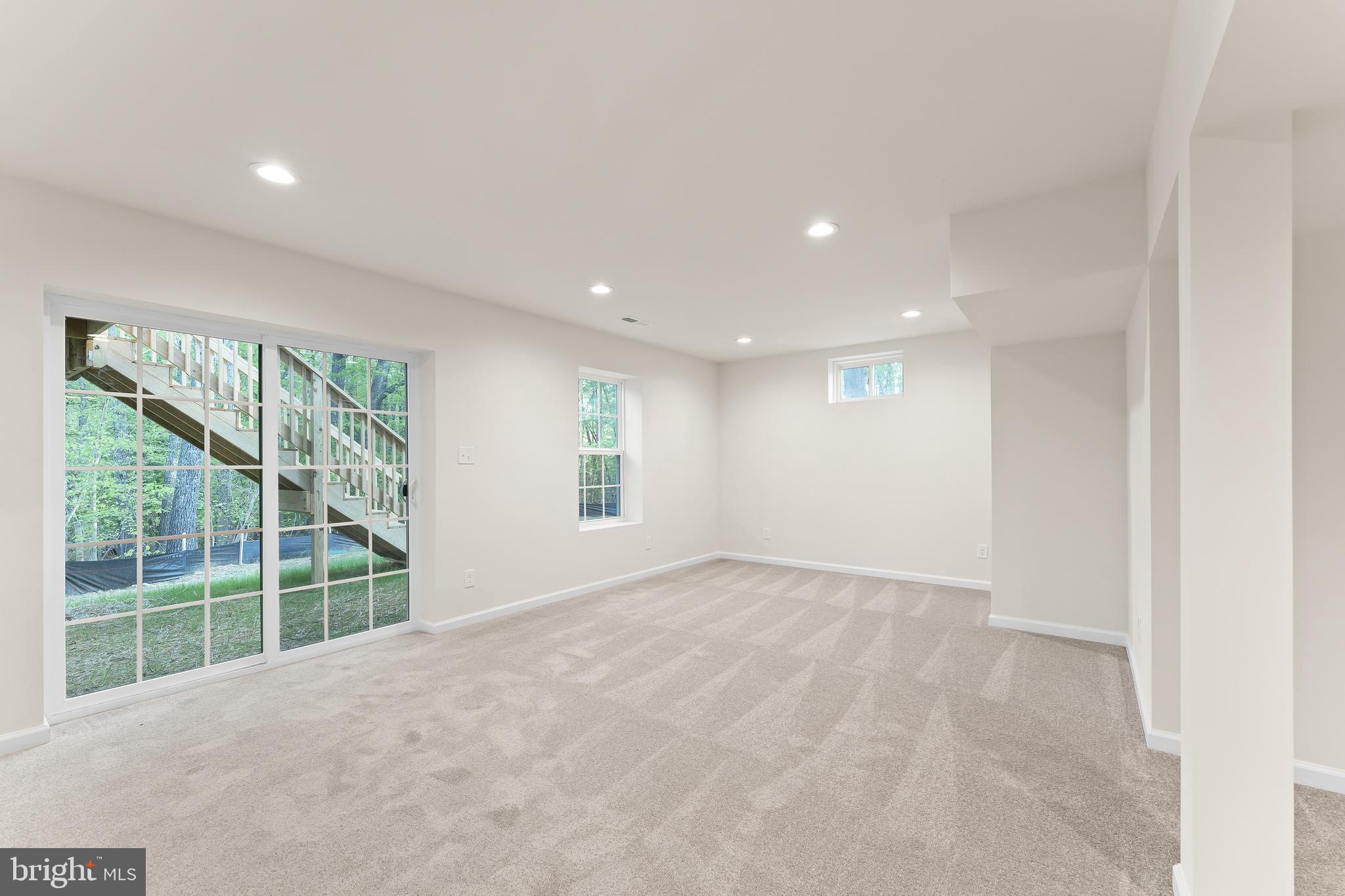 WYNDEMERE - Residential