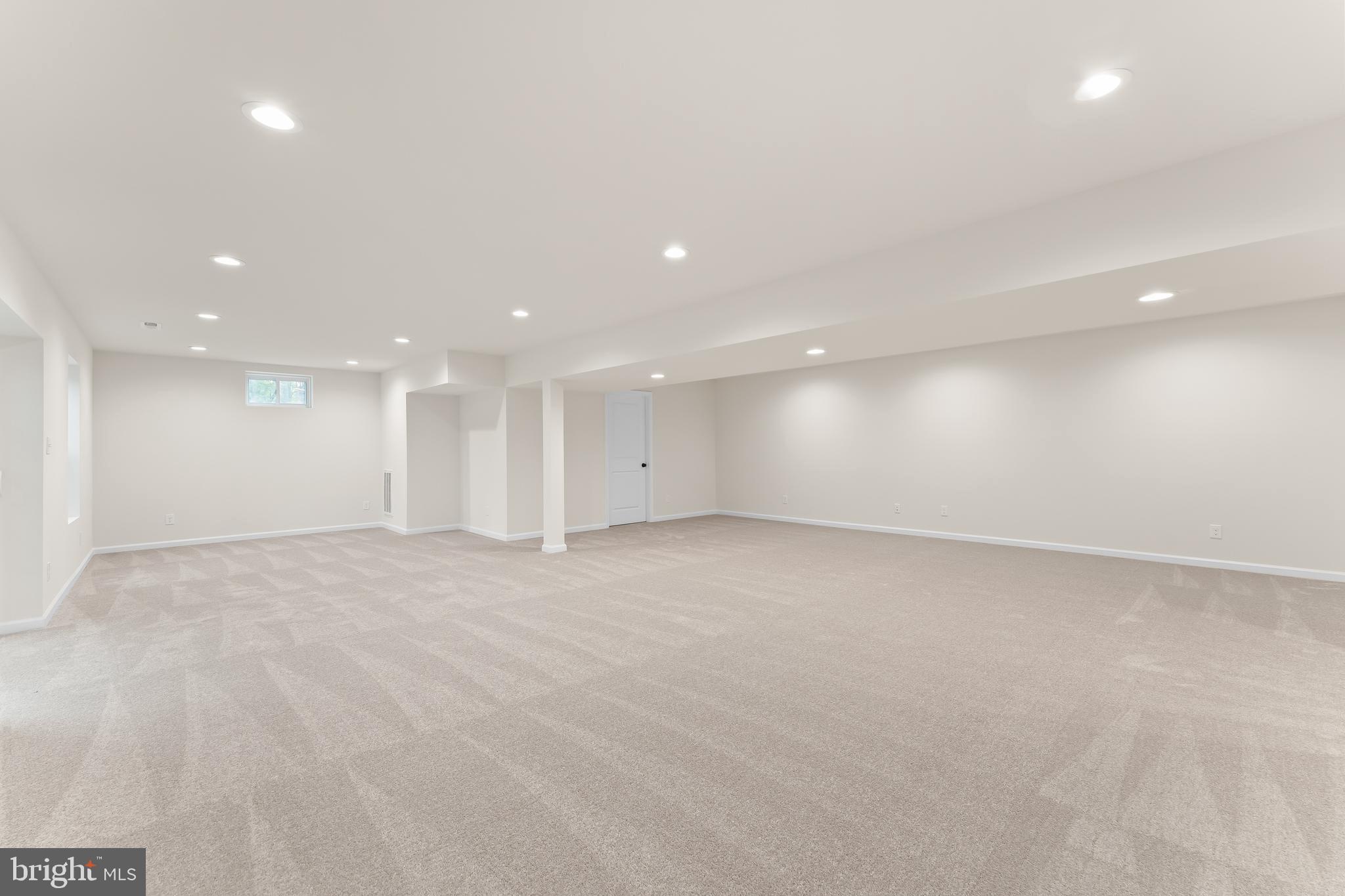 WYNDEMERE - Residential