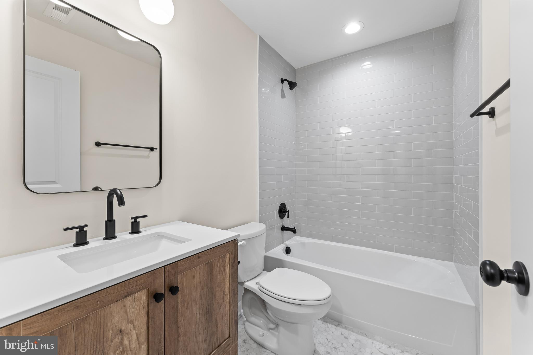 WYNDEMERE - Residential