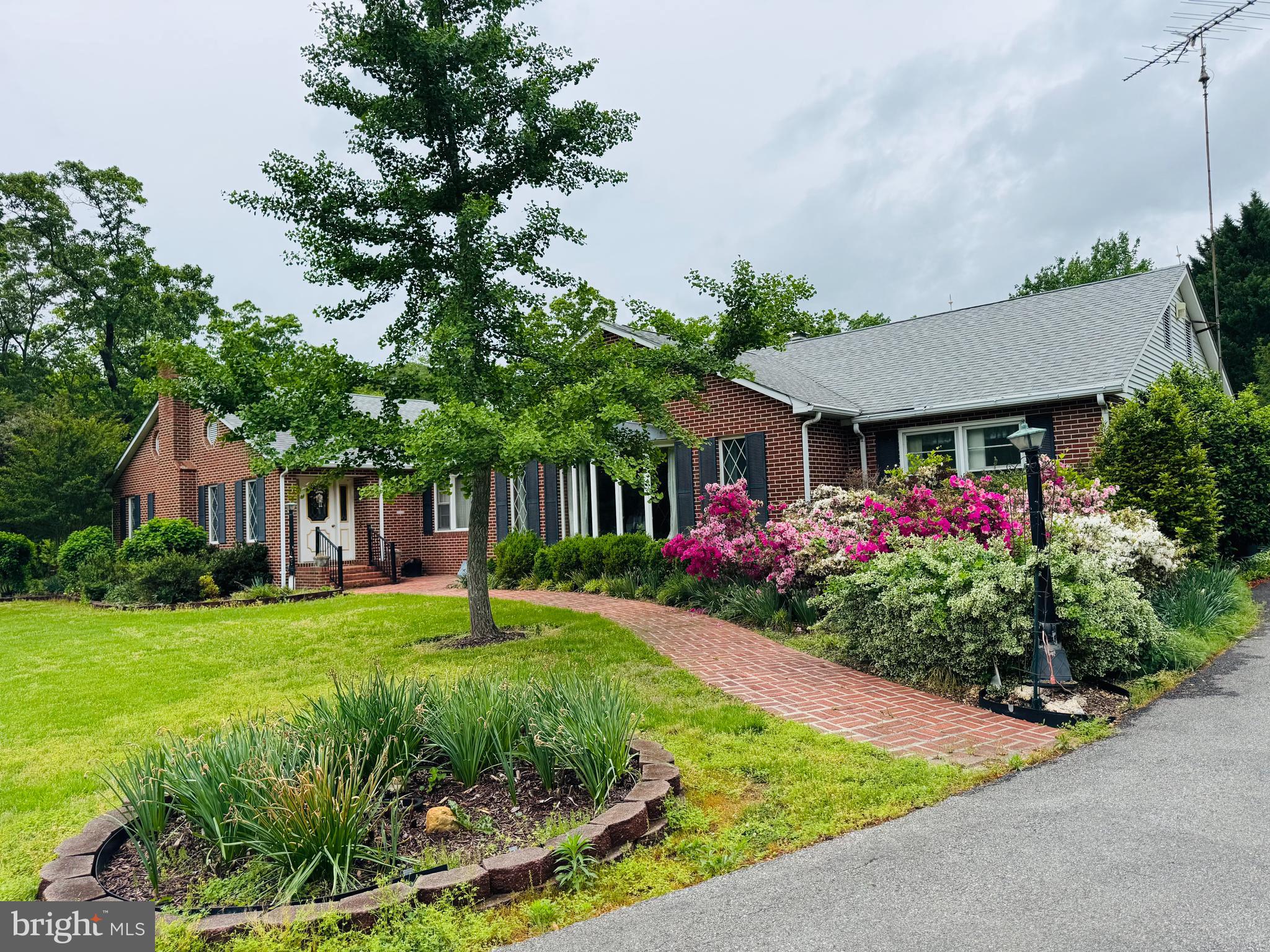 21500 POINT LOOKOUT ROAD