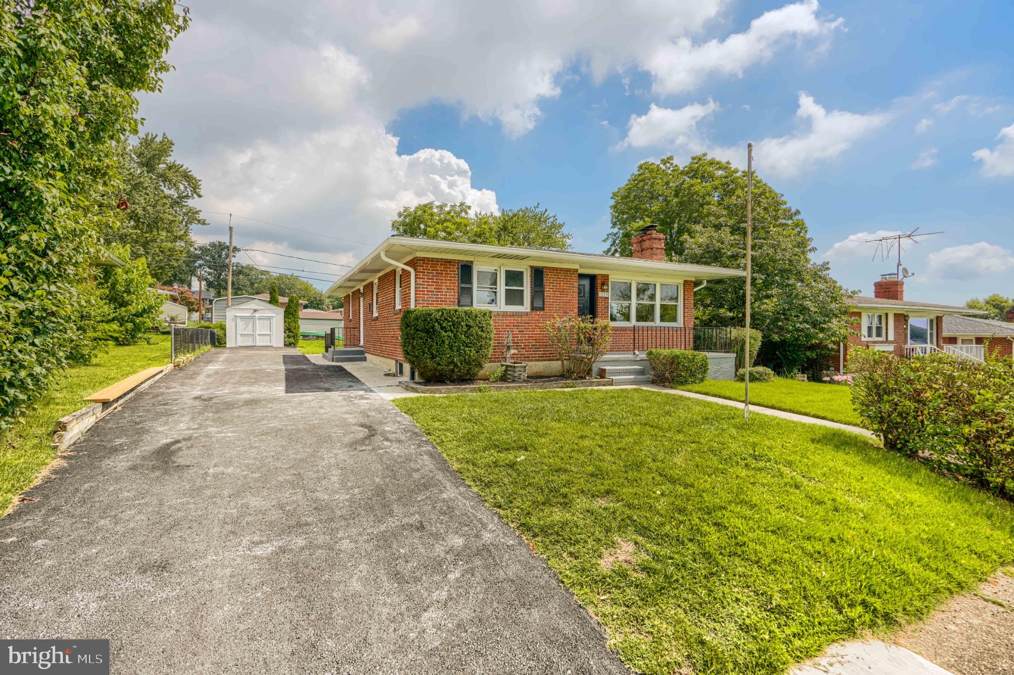 1225 BERKWOOD ROAD