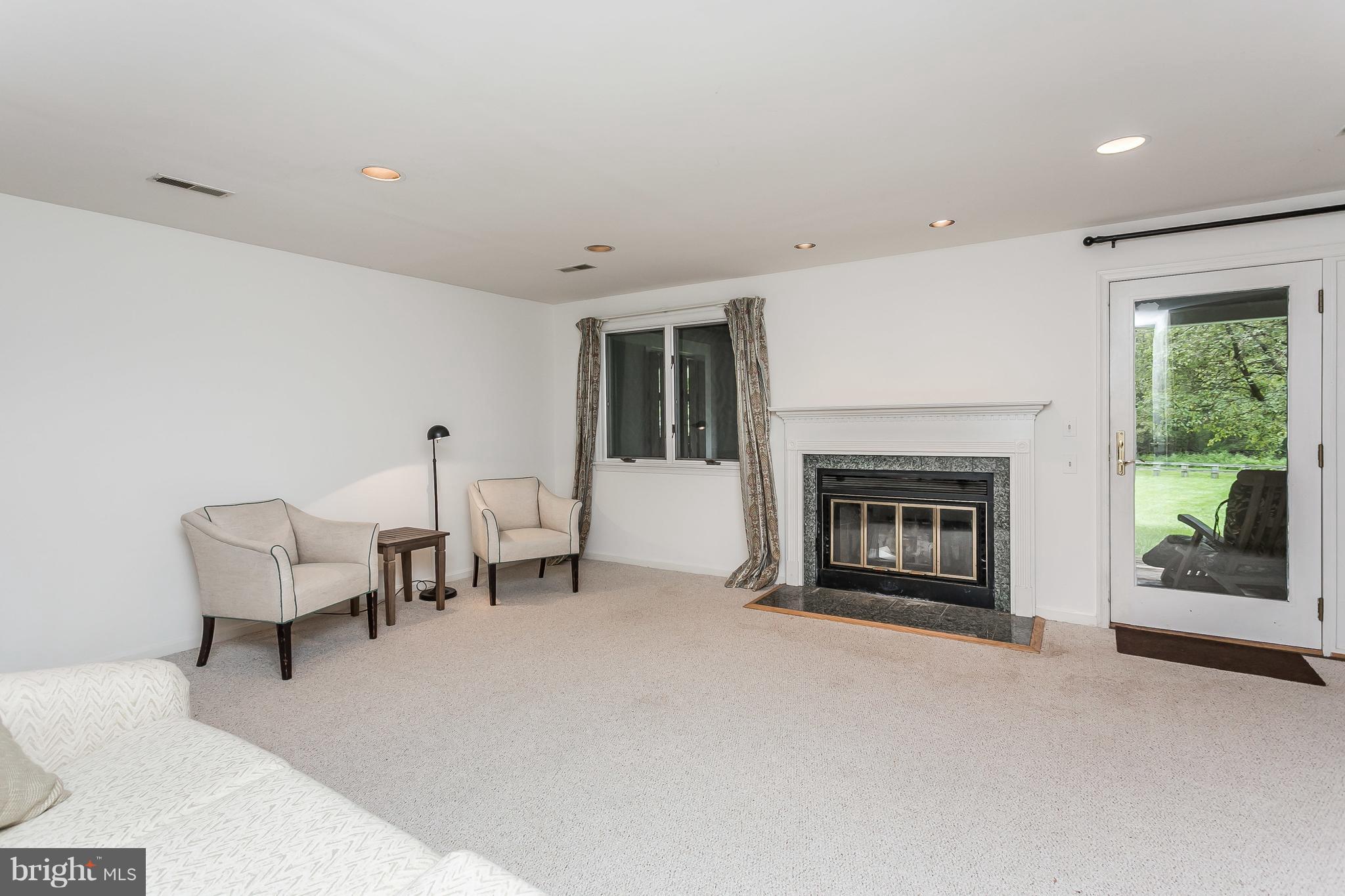 ASHLAND - Residential