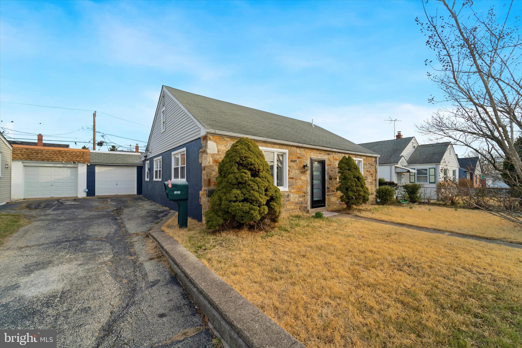 ACADEMY GARDENS - Residential