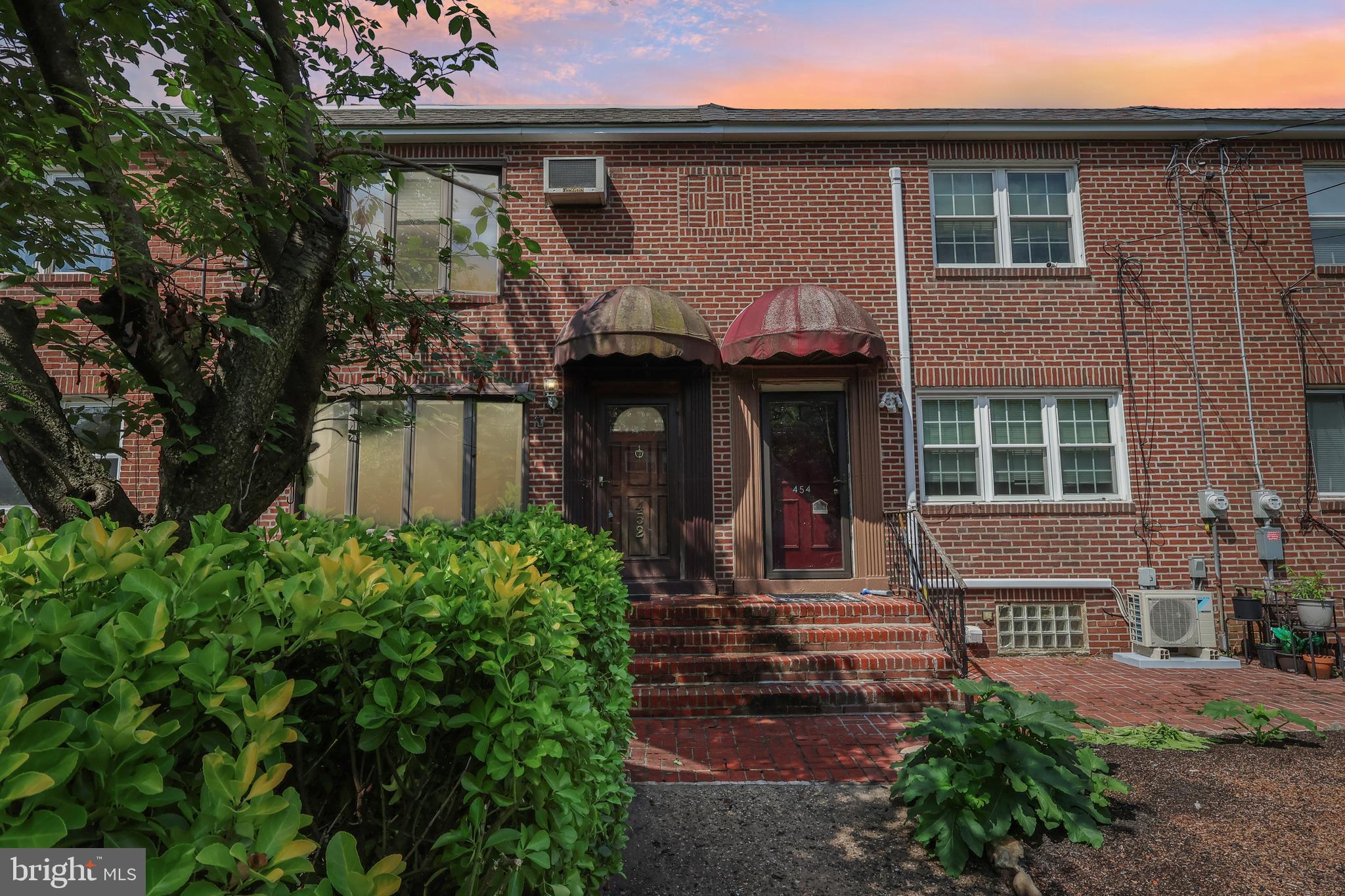 452 CONGER AVENUE