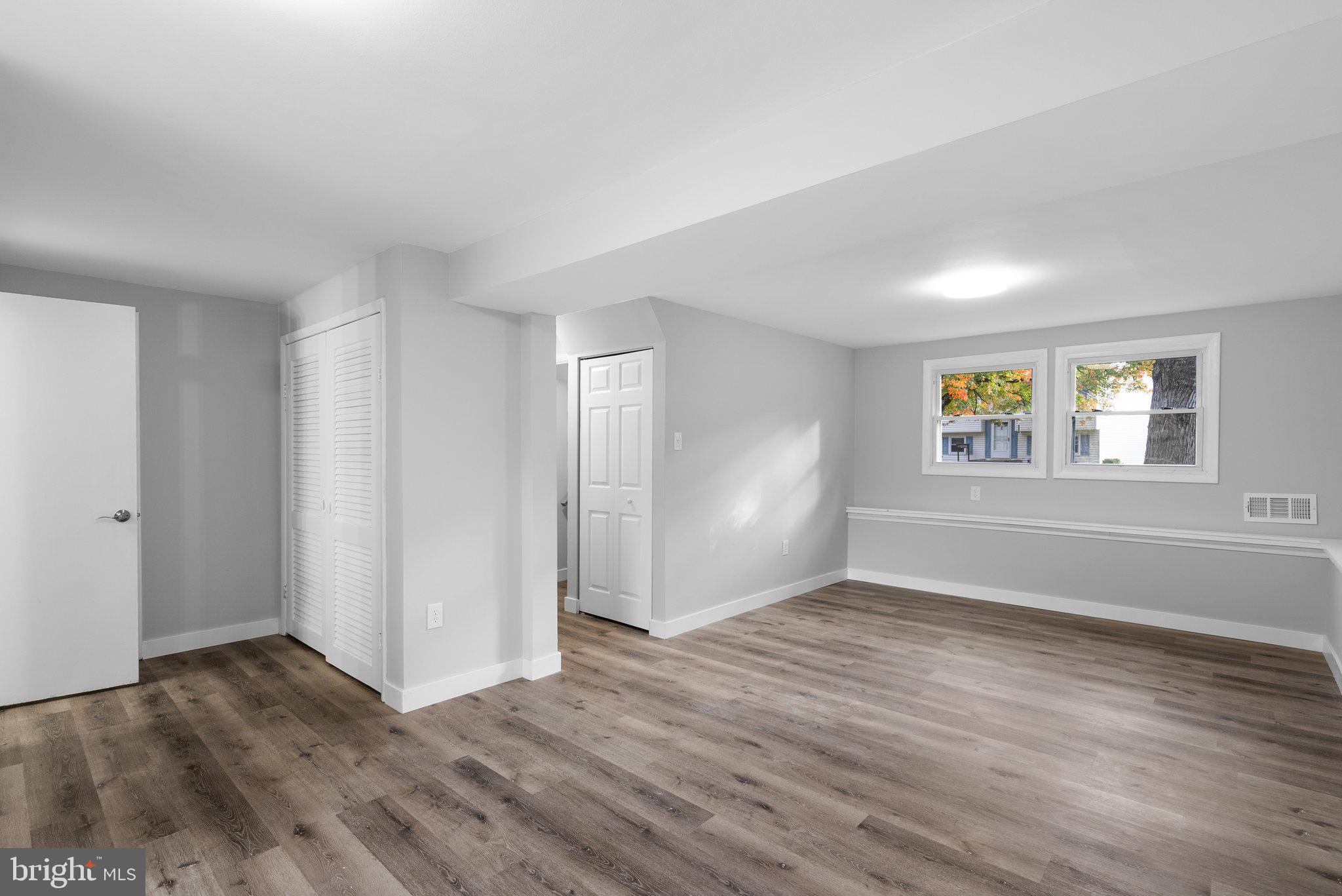 CROFTON MEADOWS - Residential