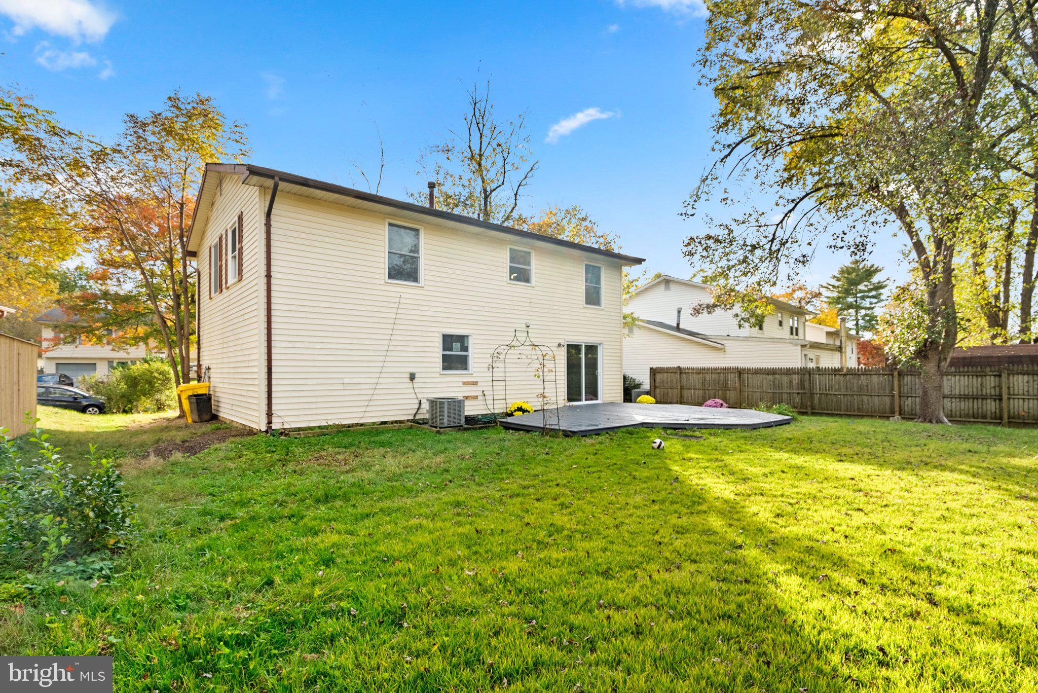 CROFTON MEADOWS - Residential