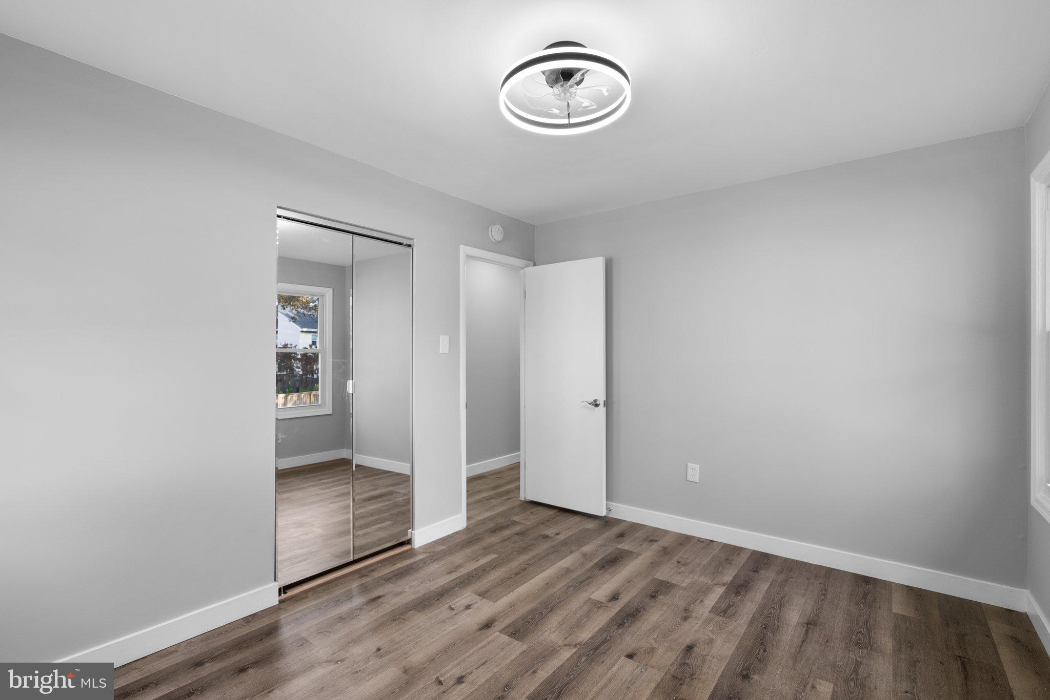 CROFTON MEADOWS - Residential