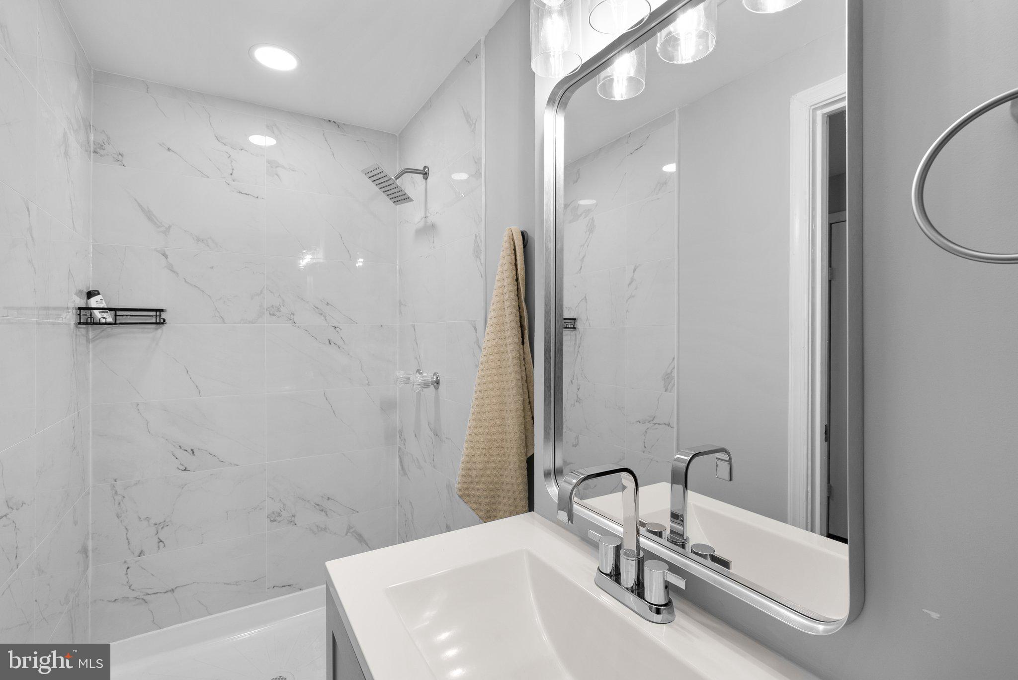 CROFTON MEADOWS - Residential