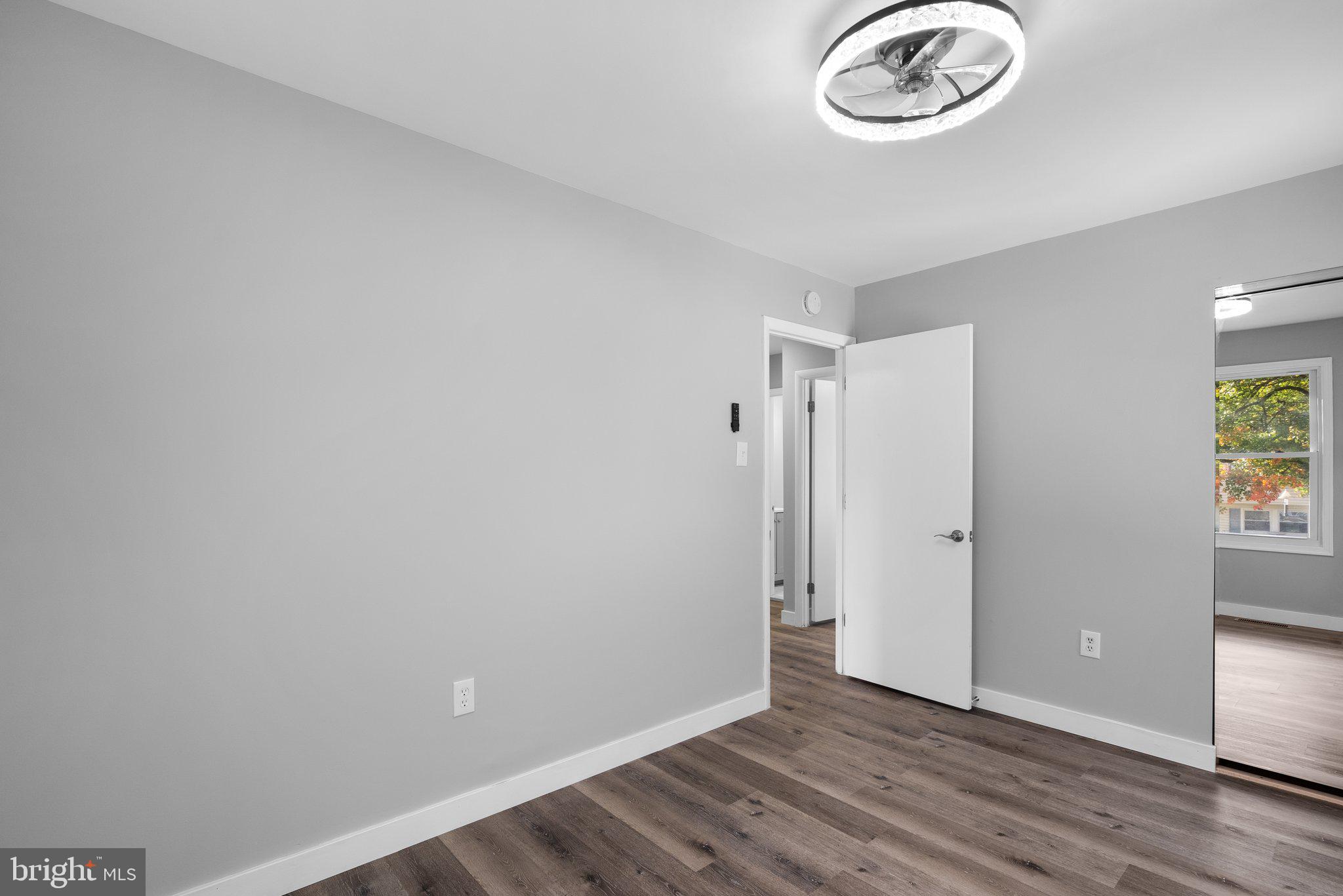 CROFTON MEADOWS - Residential