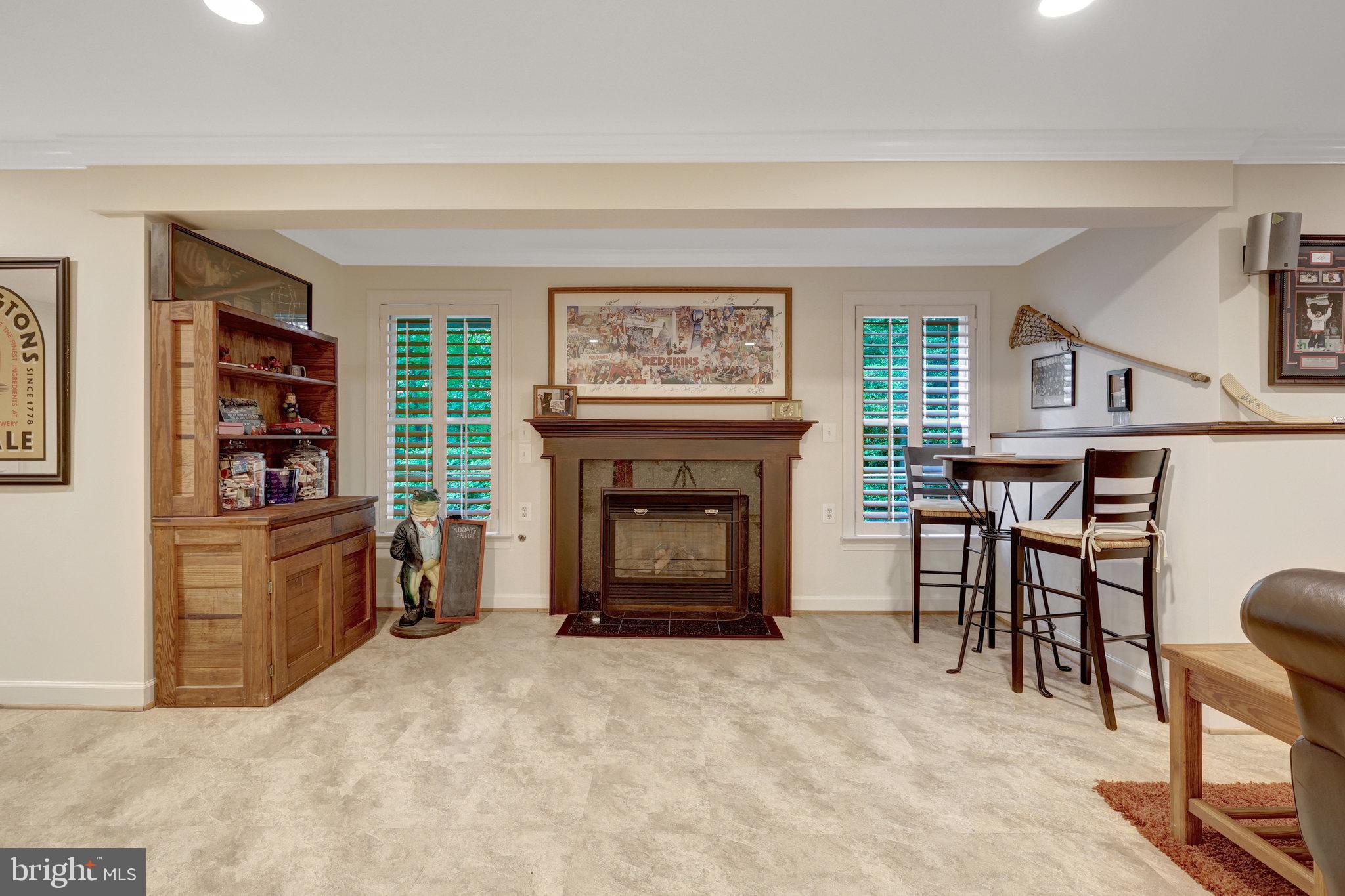 HUNT VALLEY ESTATES - Residential