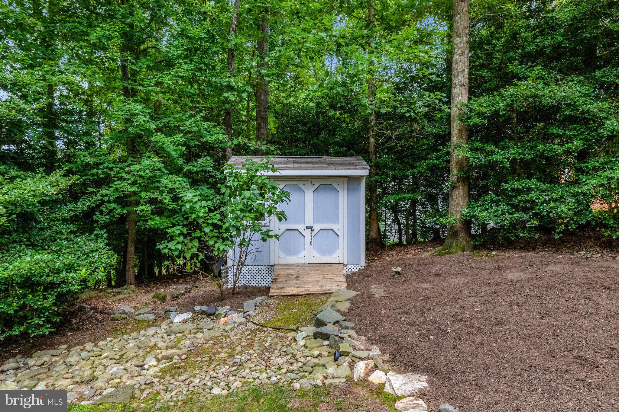 HUNT VALLEY ESTATES - Residential