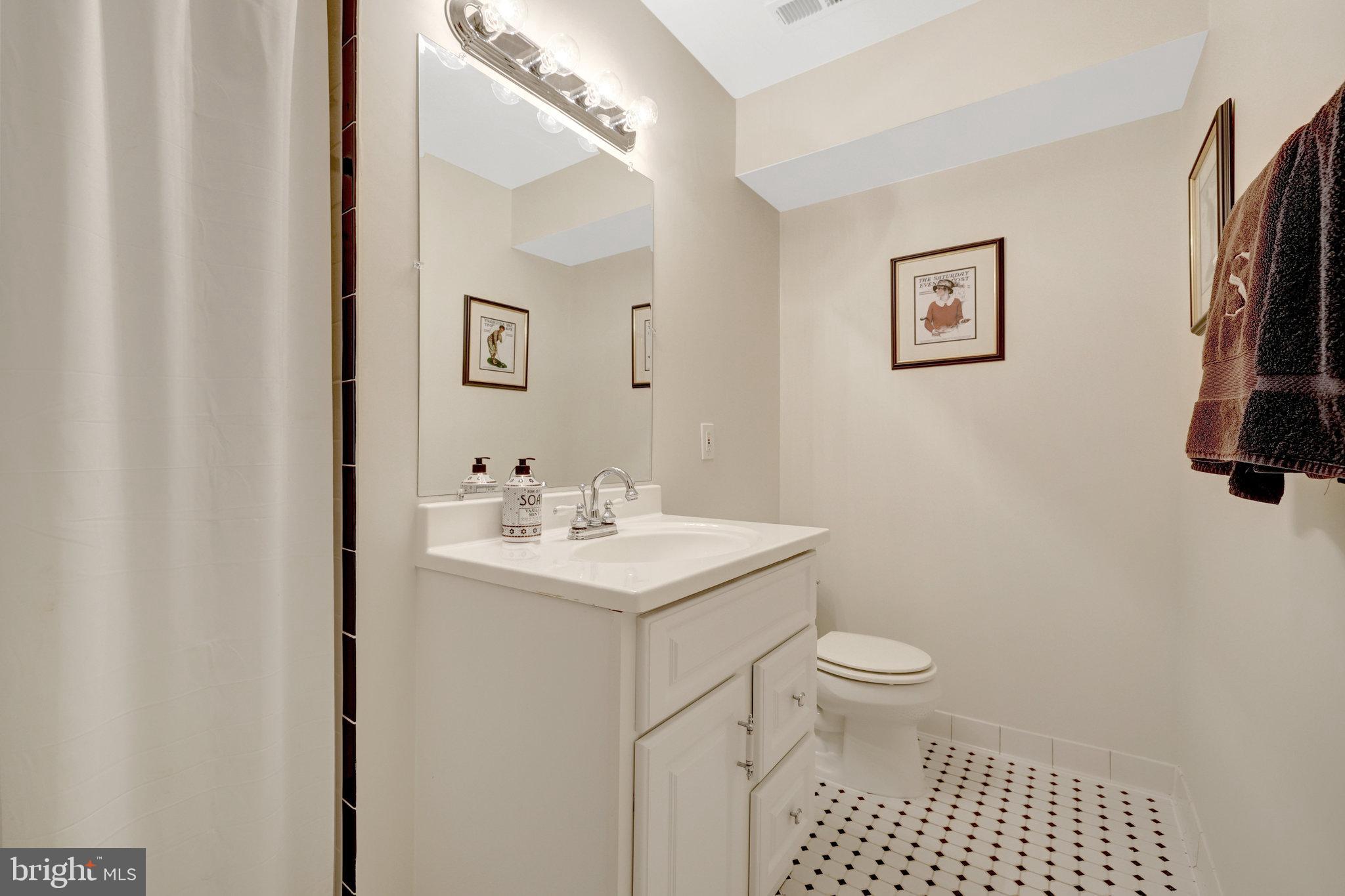 HUNT VALLEY ESTATES - Residential