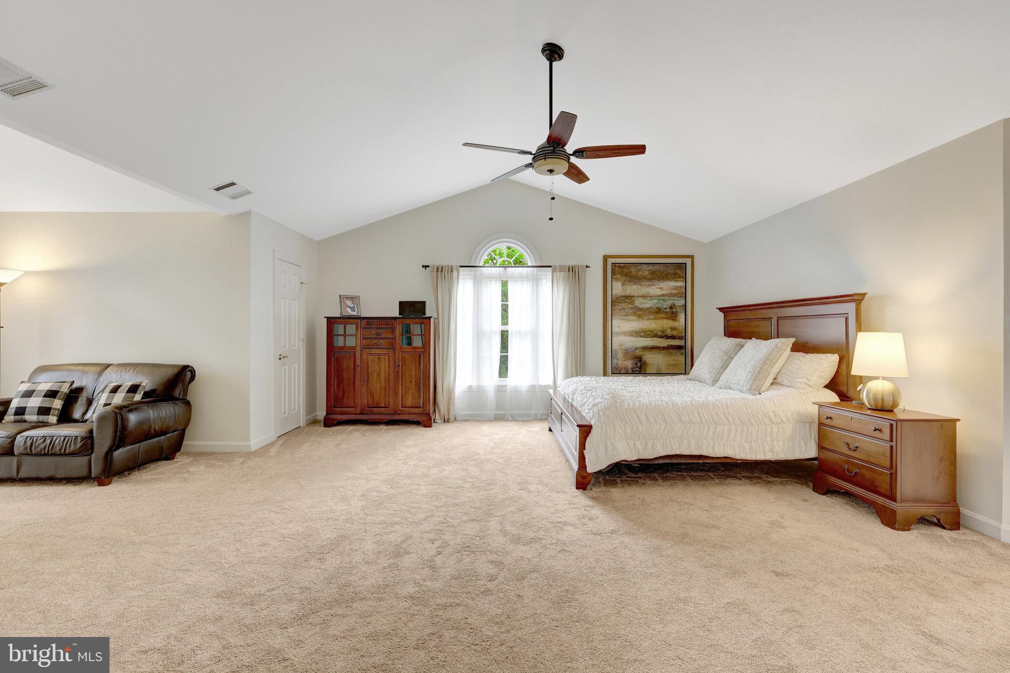 HUNT VALLEY ESTATES - Residential