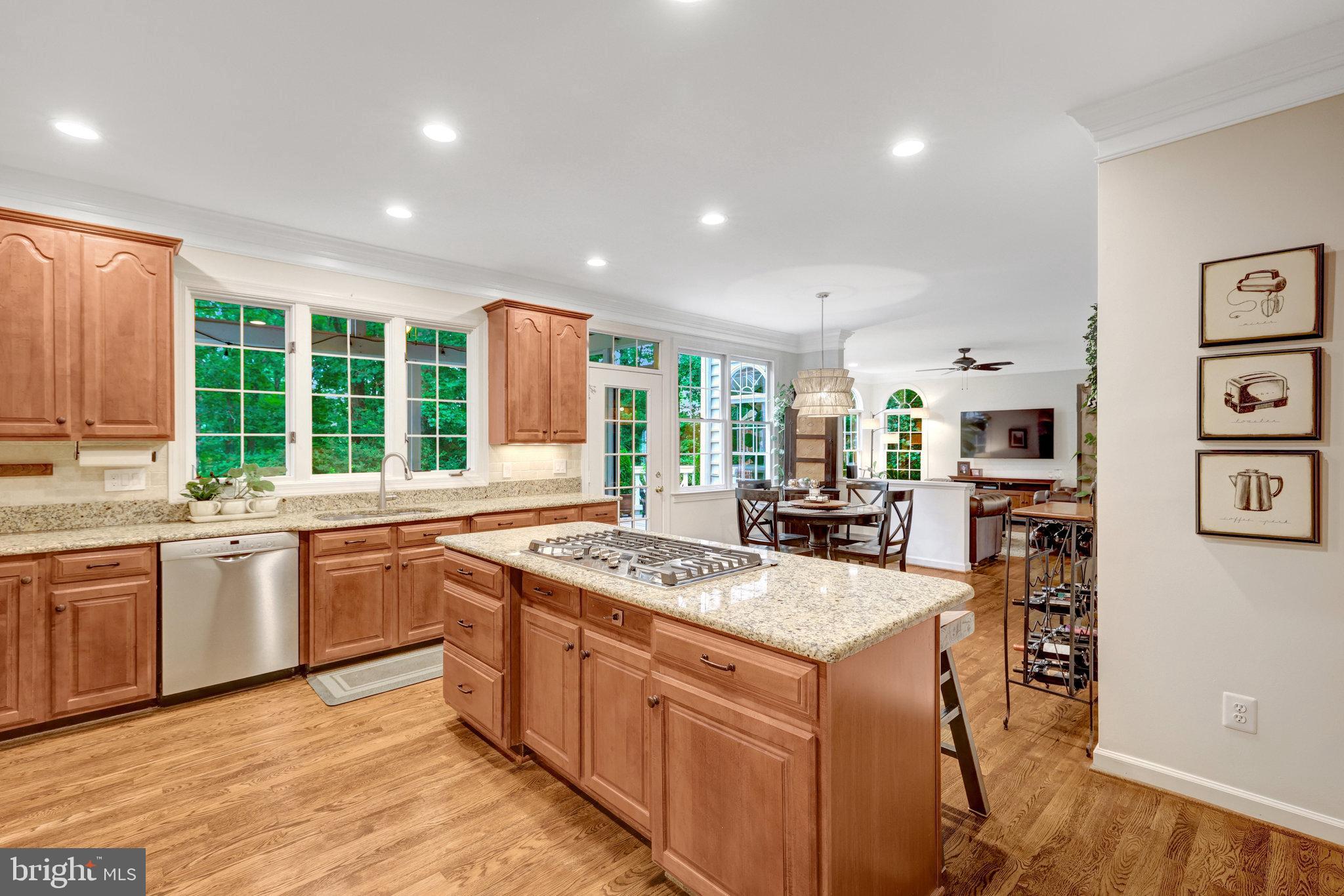 HUNT VALLEY ESTATES - Residential