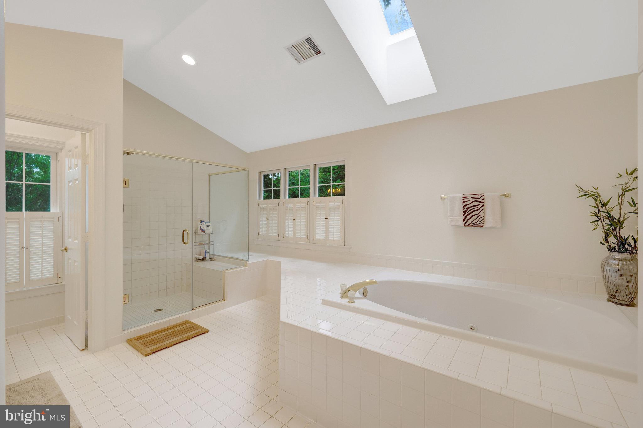 HUNT VALLEY ESTATES - Residential