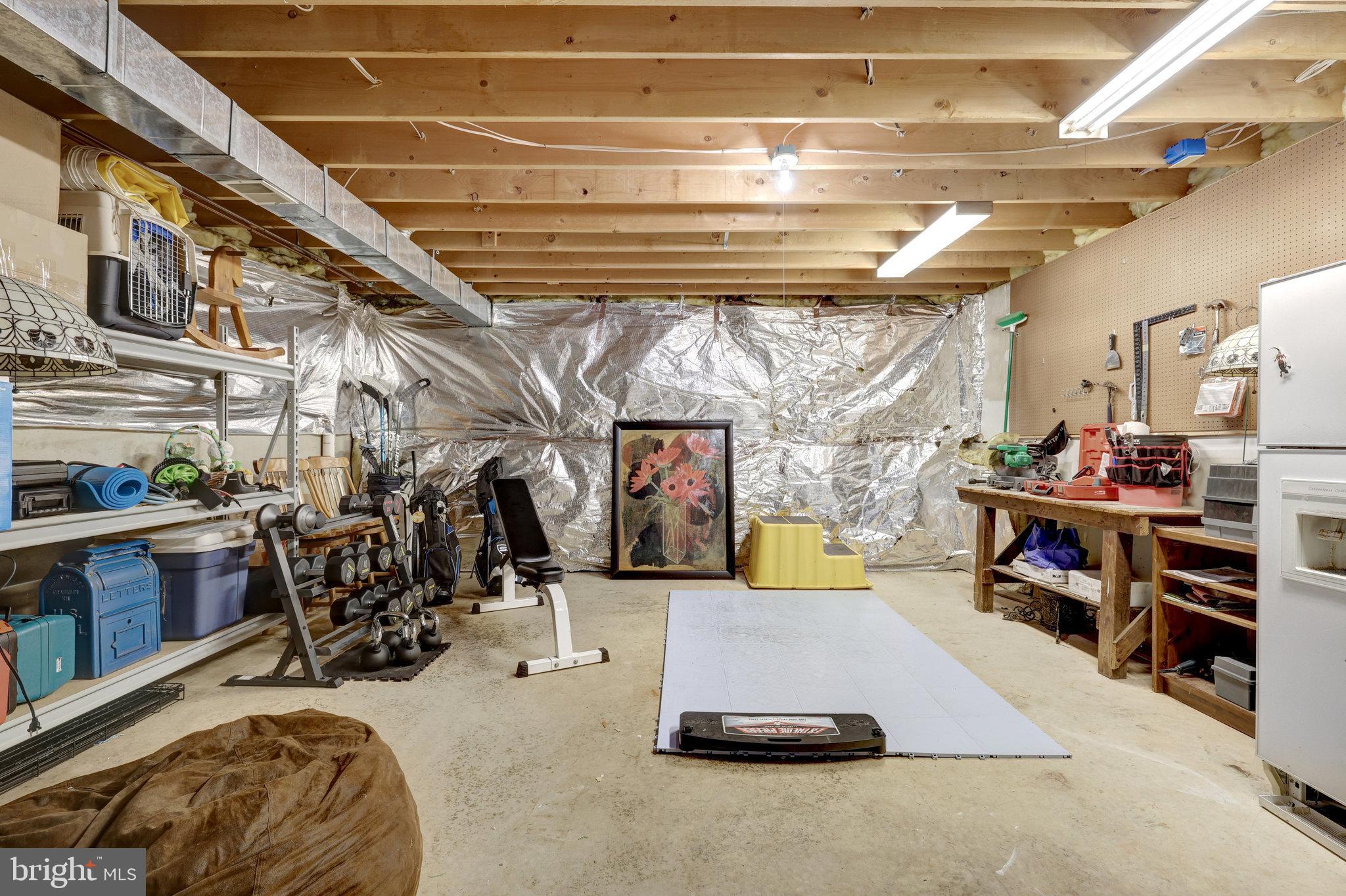 HUNT VALLEY ESTATES - Residential