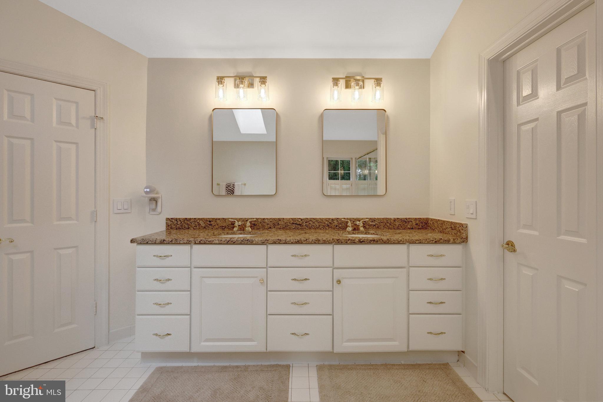 HUNT VALLEY ESTATES - Residential