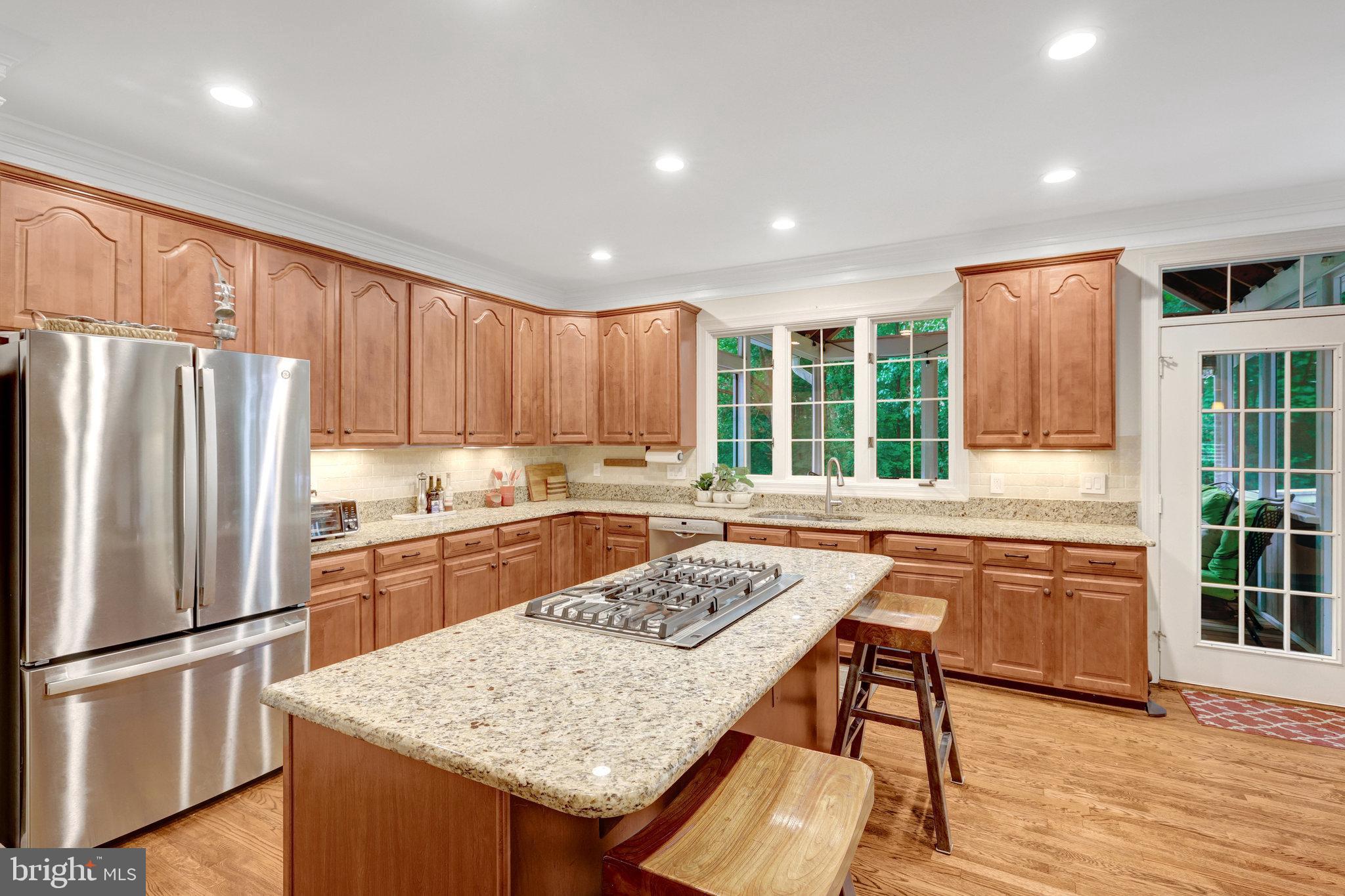 HUNT VALLEY ESTATES - Residential