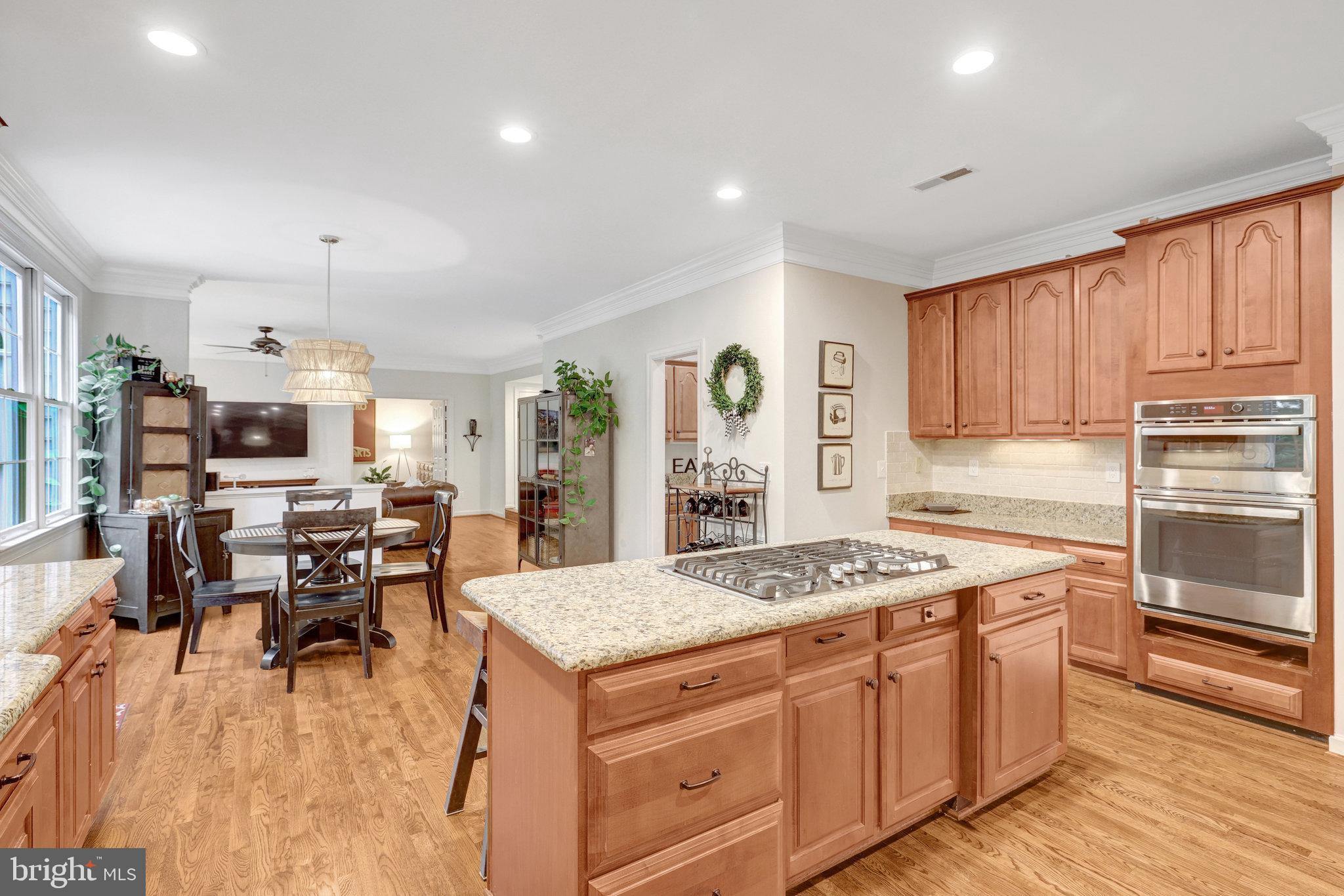 HUNT VALLEY ESTATES - Residential