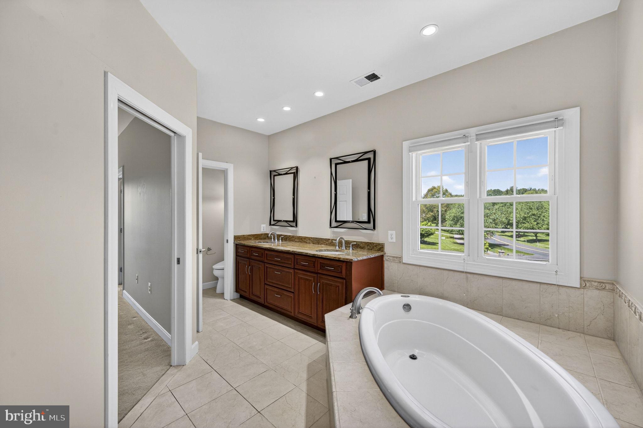 BROOKEVILLE FARM - Residential