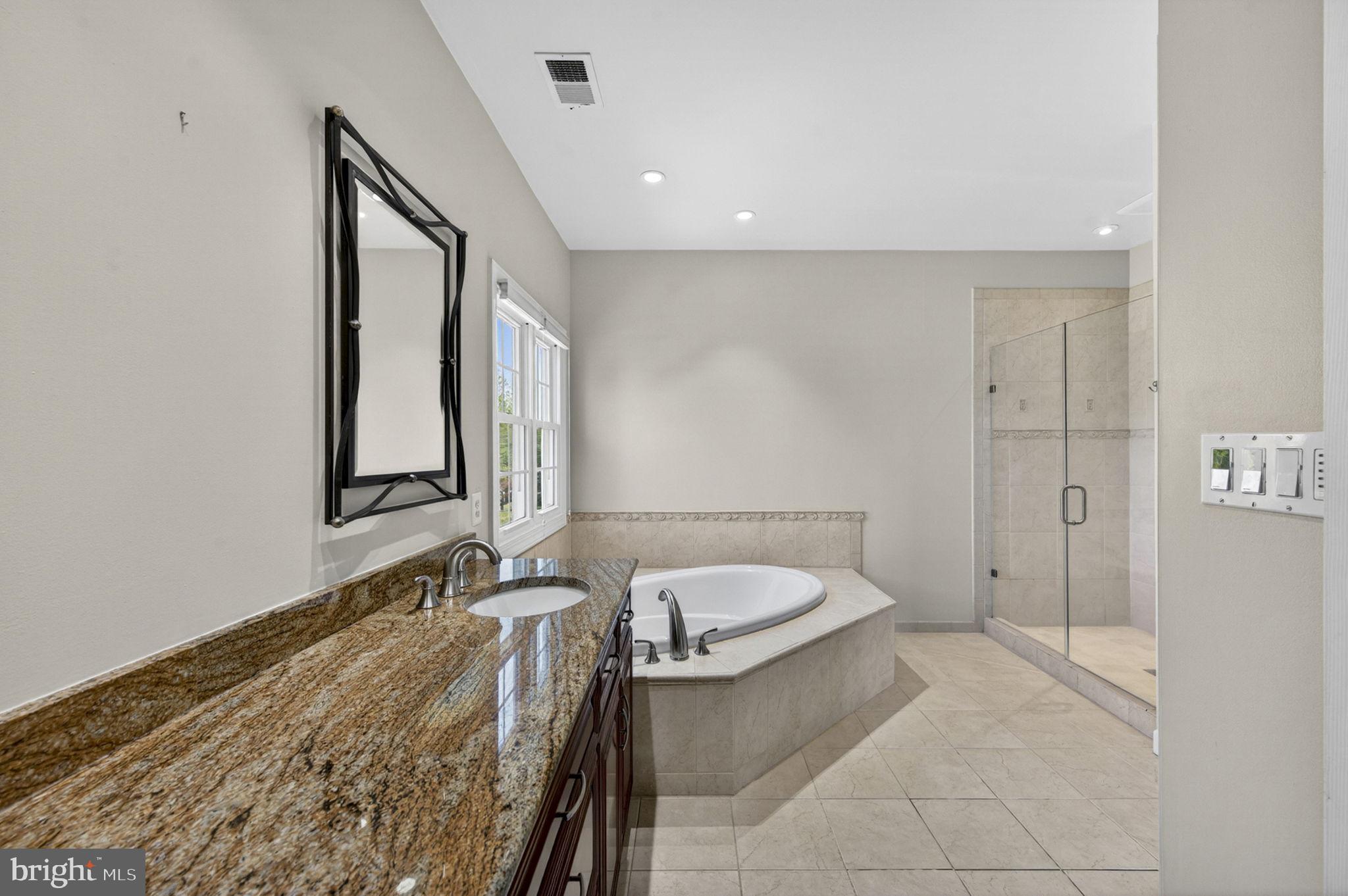 BROOKEVILLE FARM - Residential