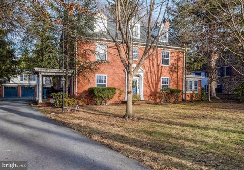 5533 N FRONT STREET HARRISBURG PA 17110