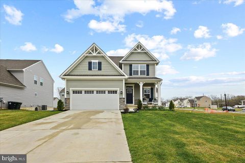 Homes For Sale - 17 Sequoia Court<br/> Gloucester County, WILLIAMSTOWN, NJ 08094