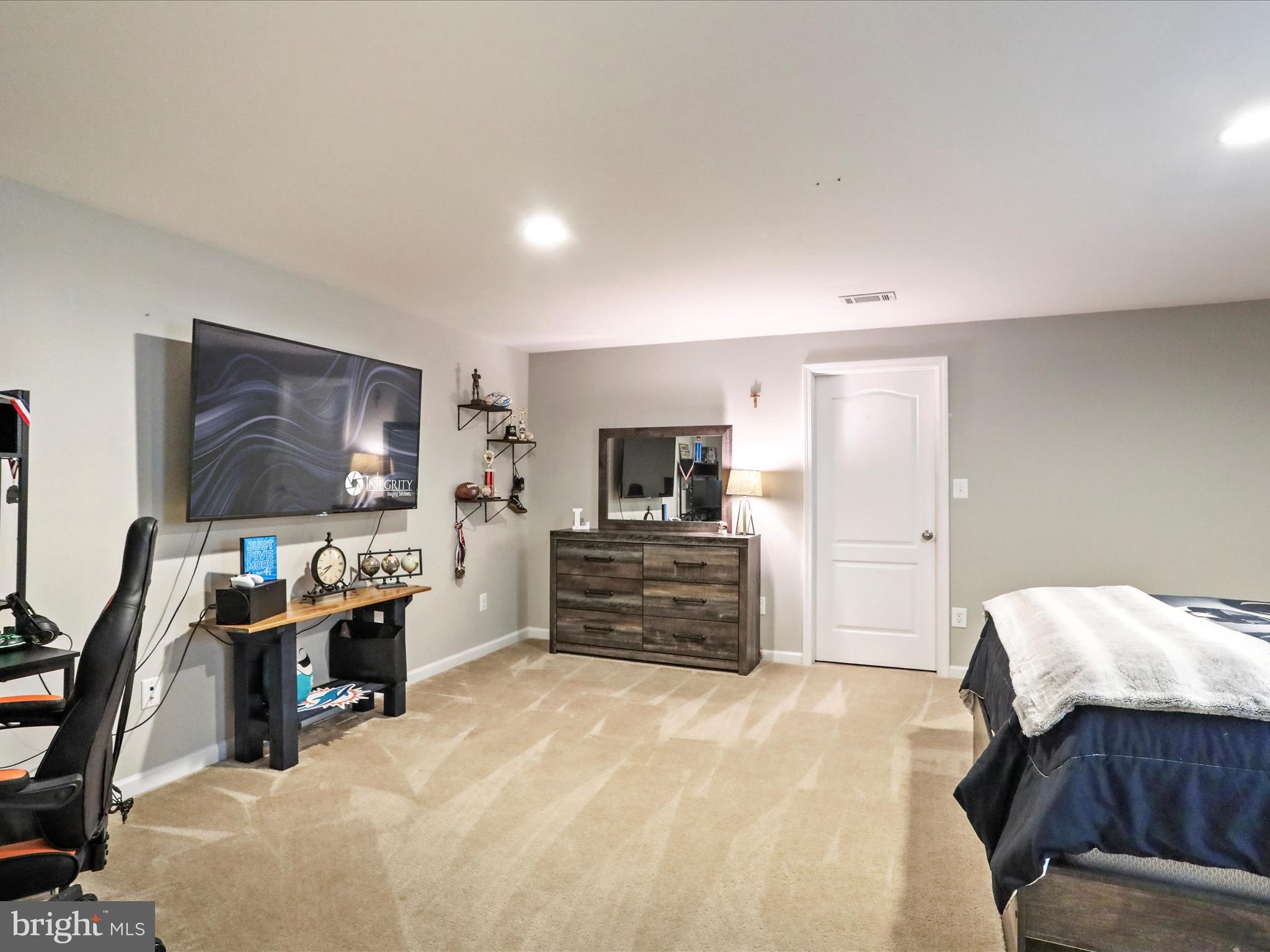 OVERLOOK AT RIVERSIDE - Residential