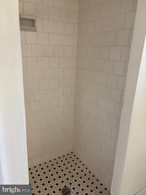 RANDOLPH HILLS - Residential Lease